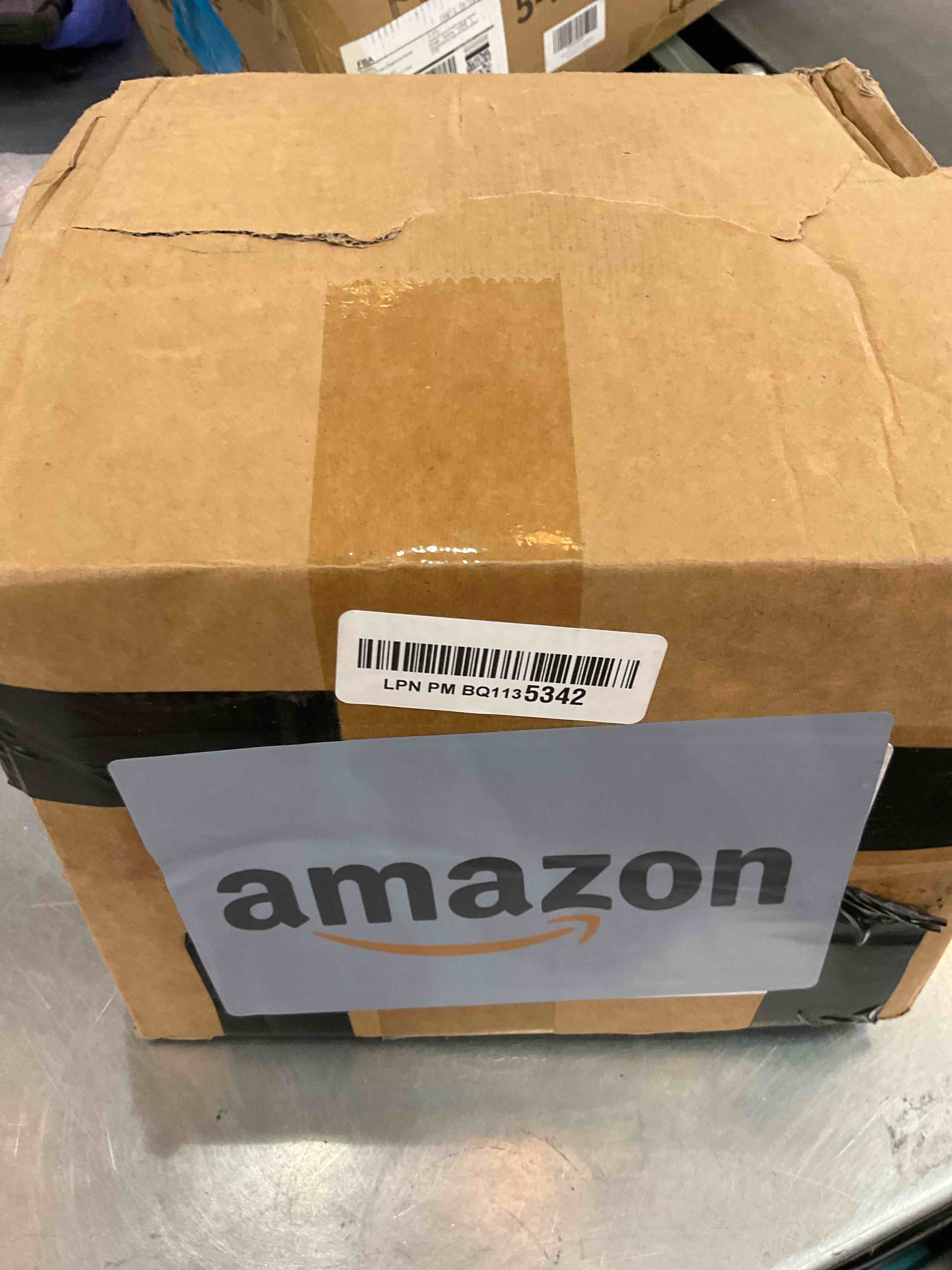 https://s3.amazonaws.com/lotting-images-prod/BargainHunt/EXS01599705_1719855135994.jpeg