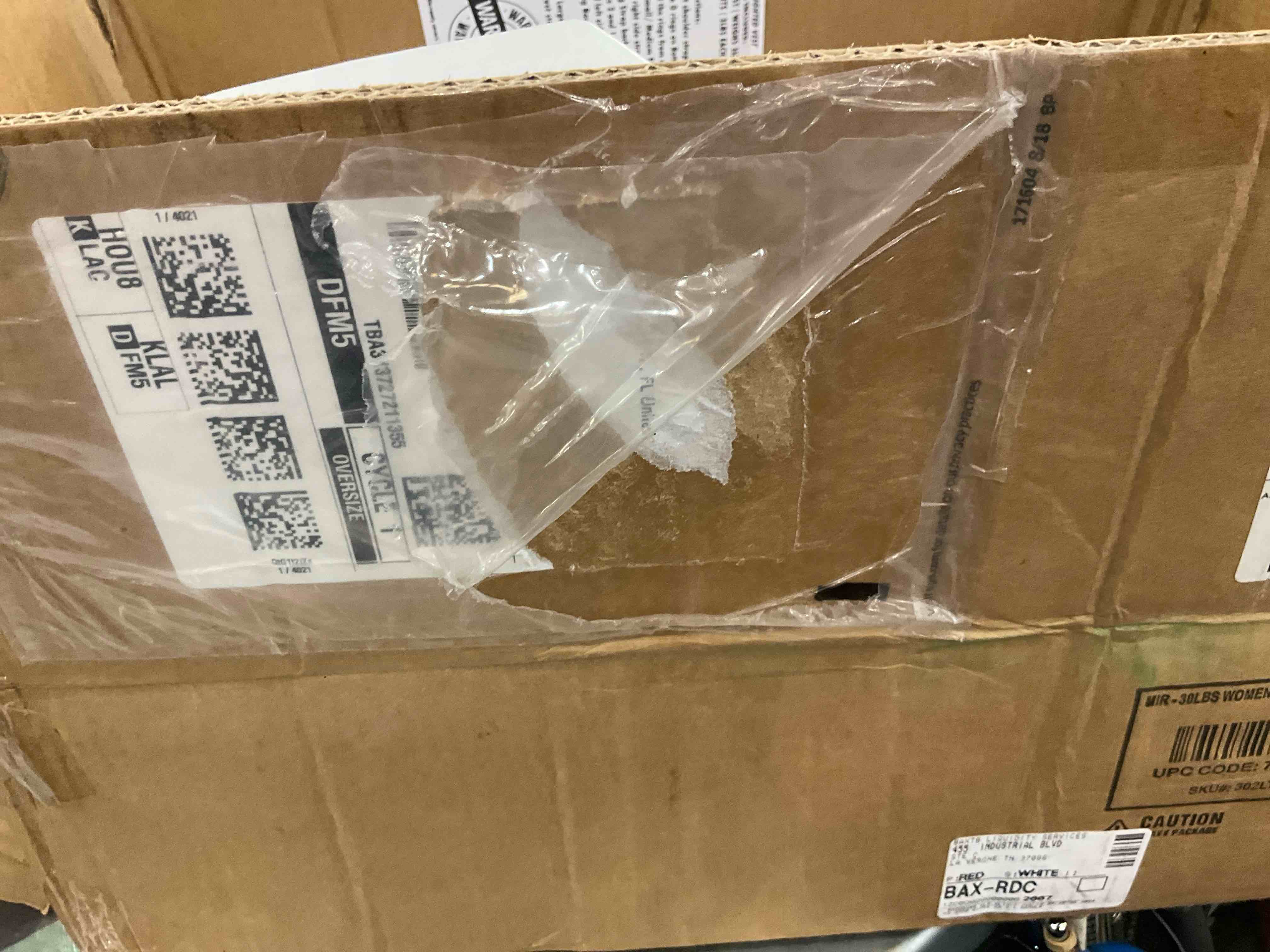 https://s3.amazonaws.com/lotting-images-prod/BargainHunt/EXS01599746_1719934971442.jpeg