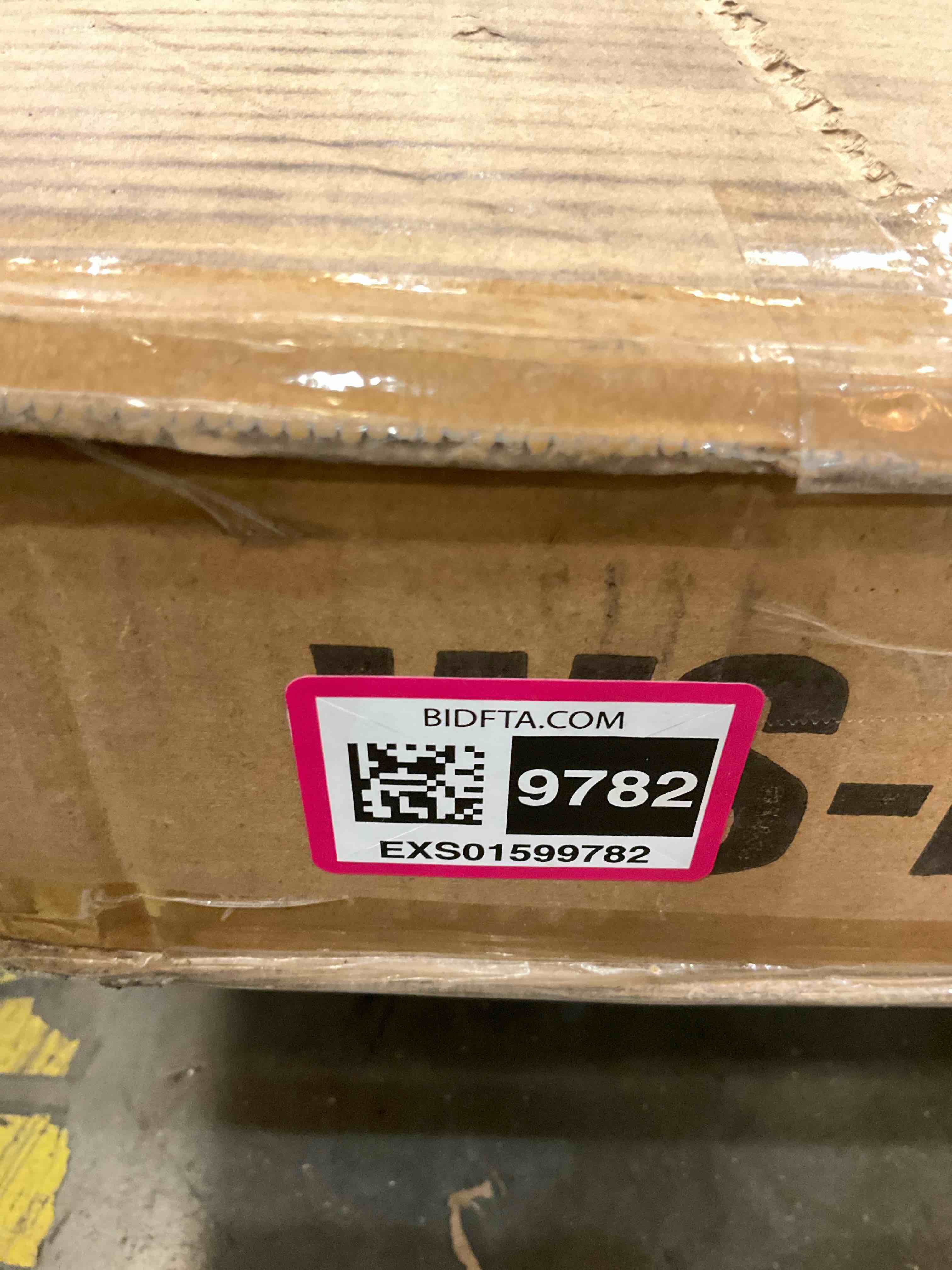 https://s3.amazonaws.com/lotting-images-prod/BargainHunt/EXS01599782_1719947196173.jpeg