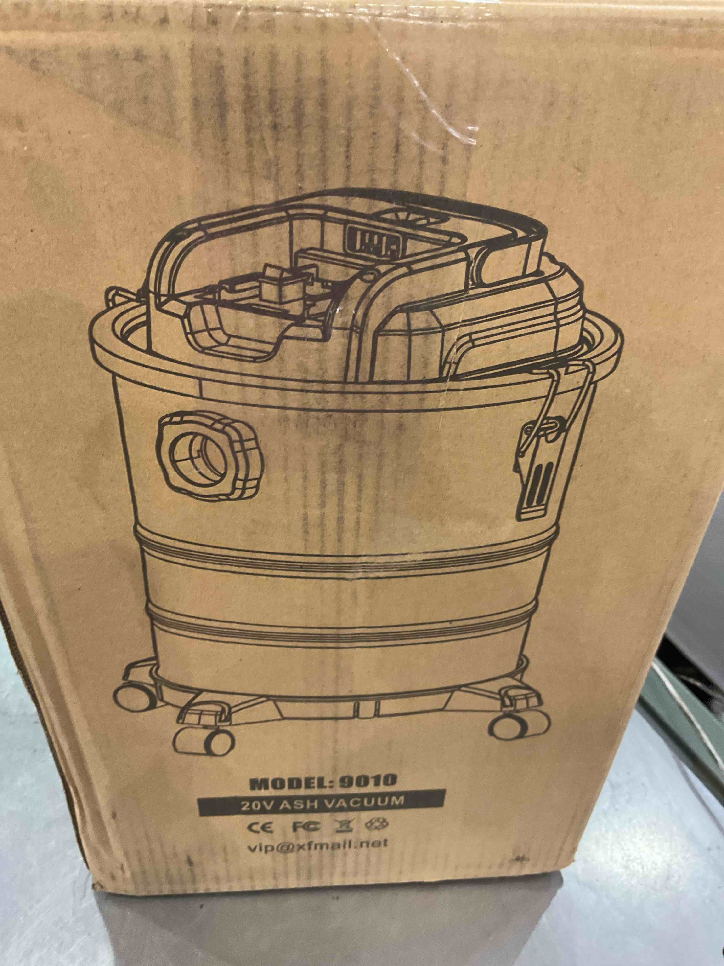 20V ASH VACUUM 4 Gallon 5 Lbs Stainless Steel 