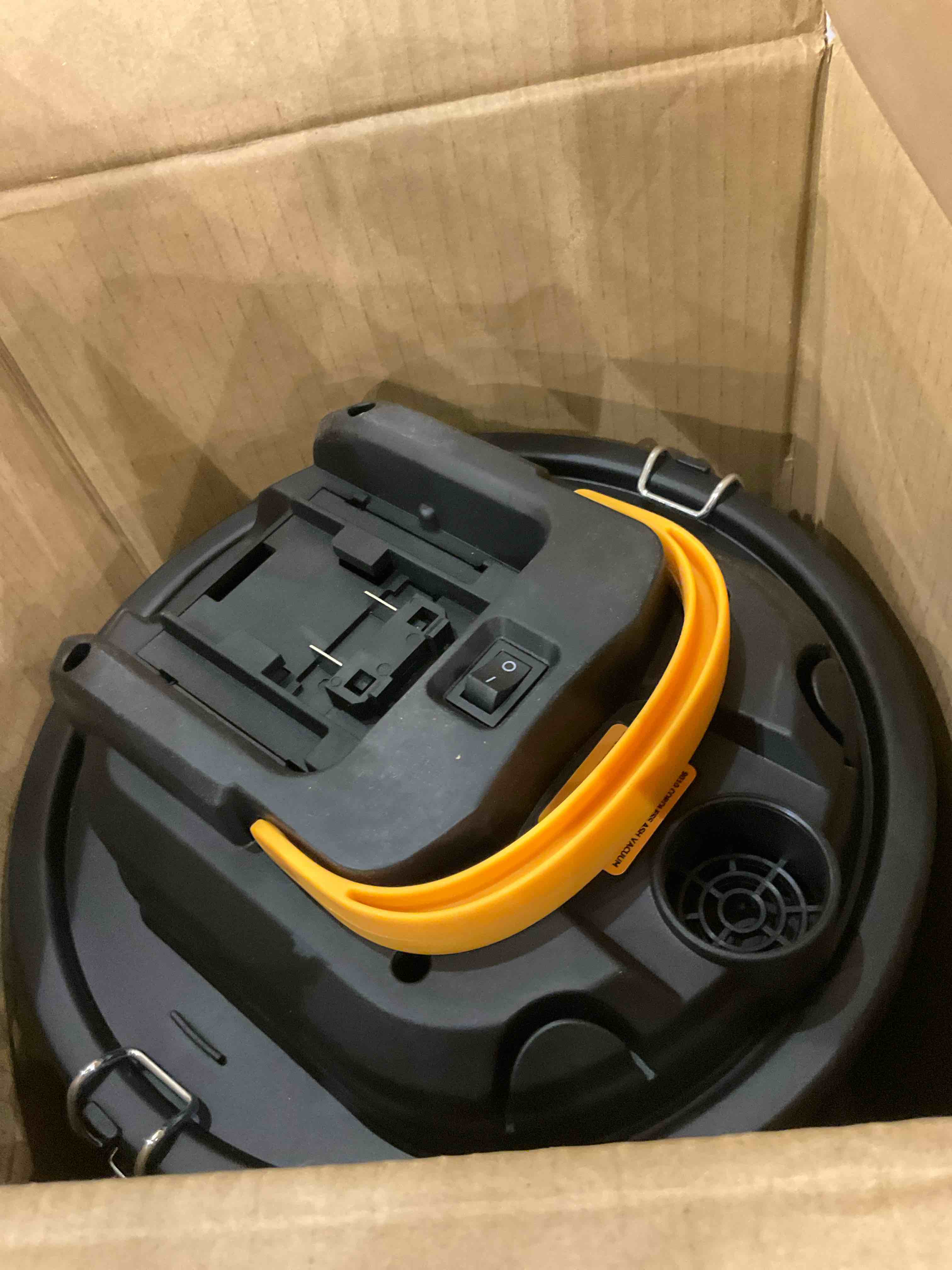https://s3.amazonaws.com/lotting-images-prod/BargainHunt/EXS01599940_1720437970559.jpeg