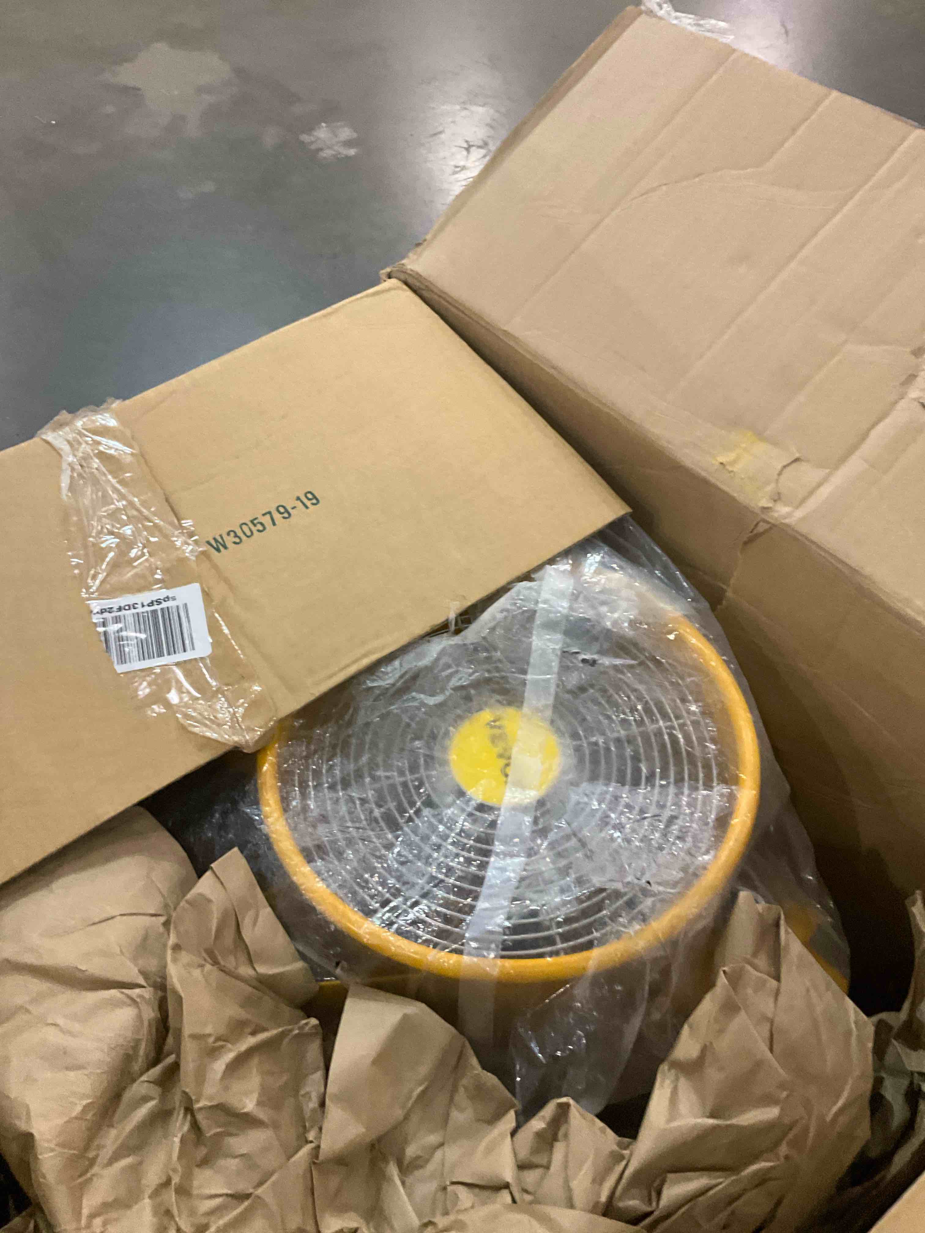 https://s3.amazonaws.com/lotting-images-prod/BargainHunt/EXS01600028_1723721285442.jpeg