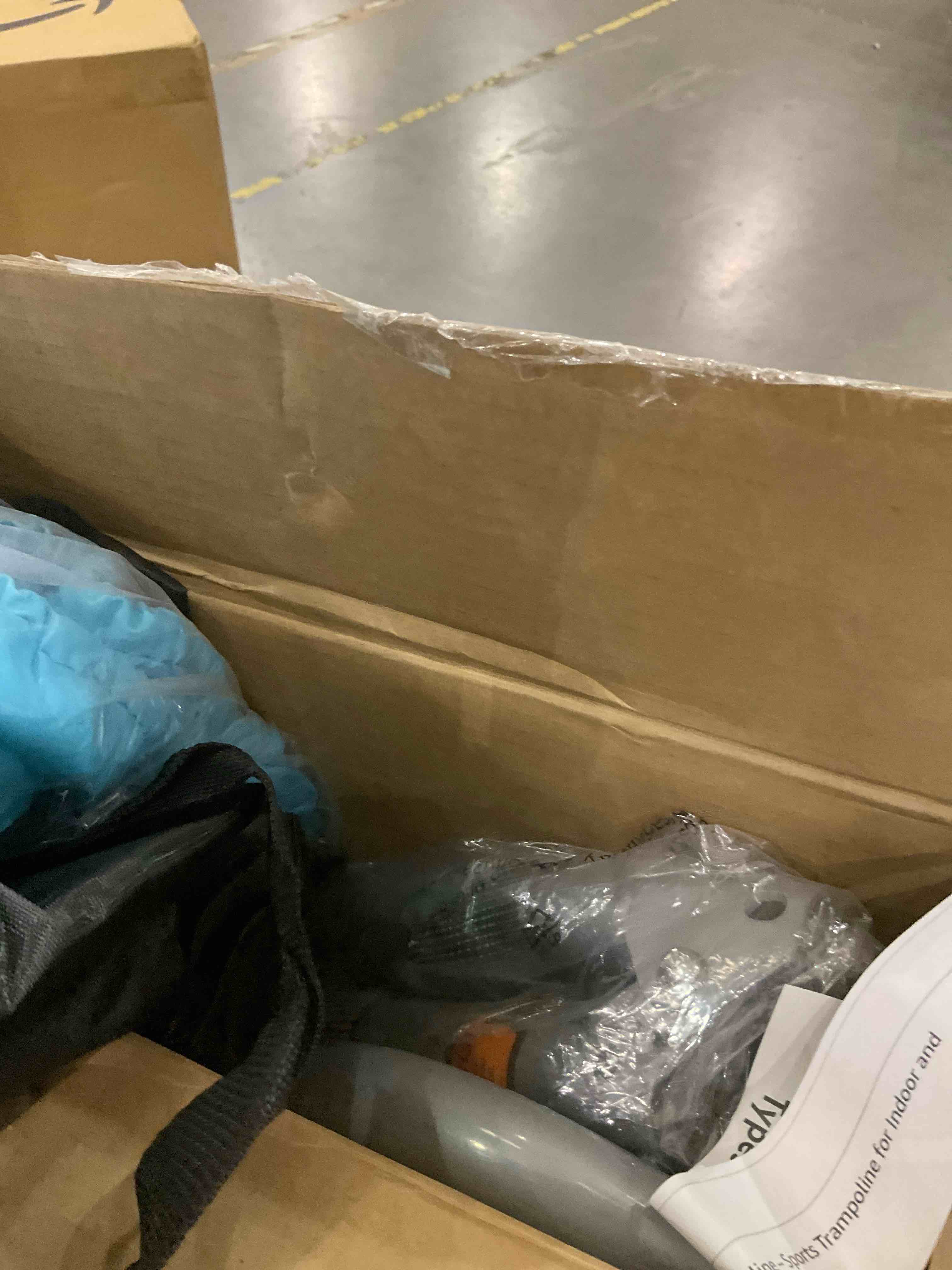 https://s3.amazonaws.com/lotting-images-prod/BargainHunt/EXS01601628_1724080919884.jpeg