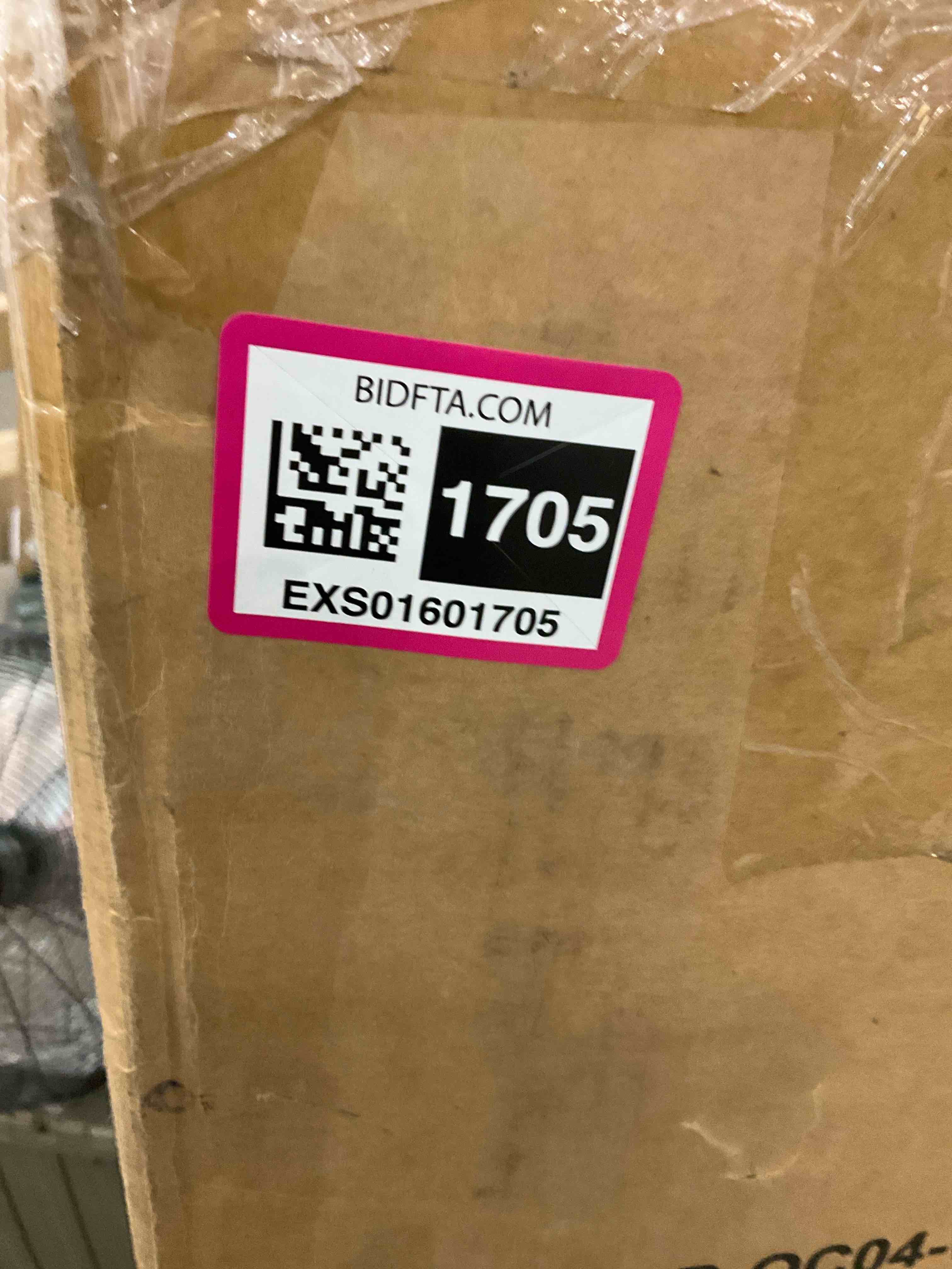 https://s3.amazonaws.com/lotting-images-prod/BargainHunt/EXS01601705_1724163303872.jpeg