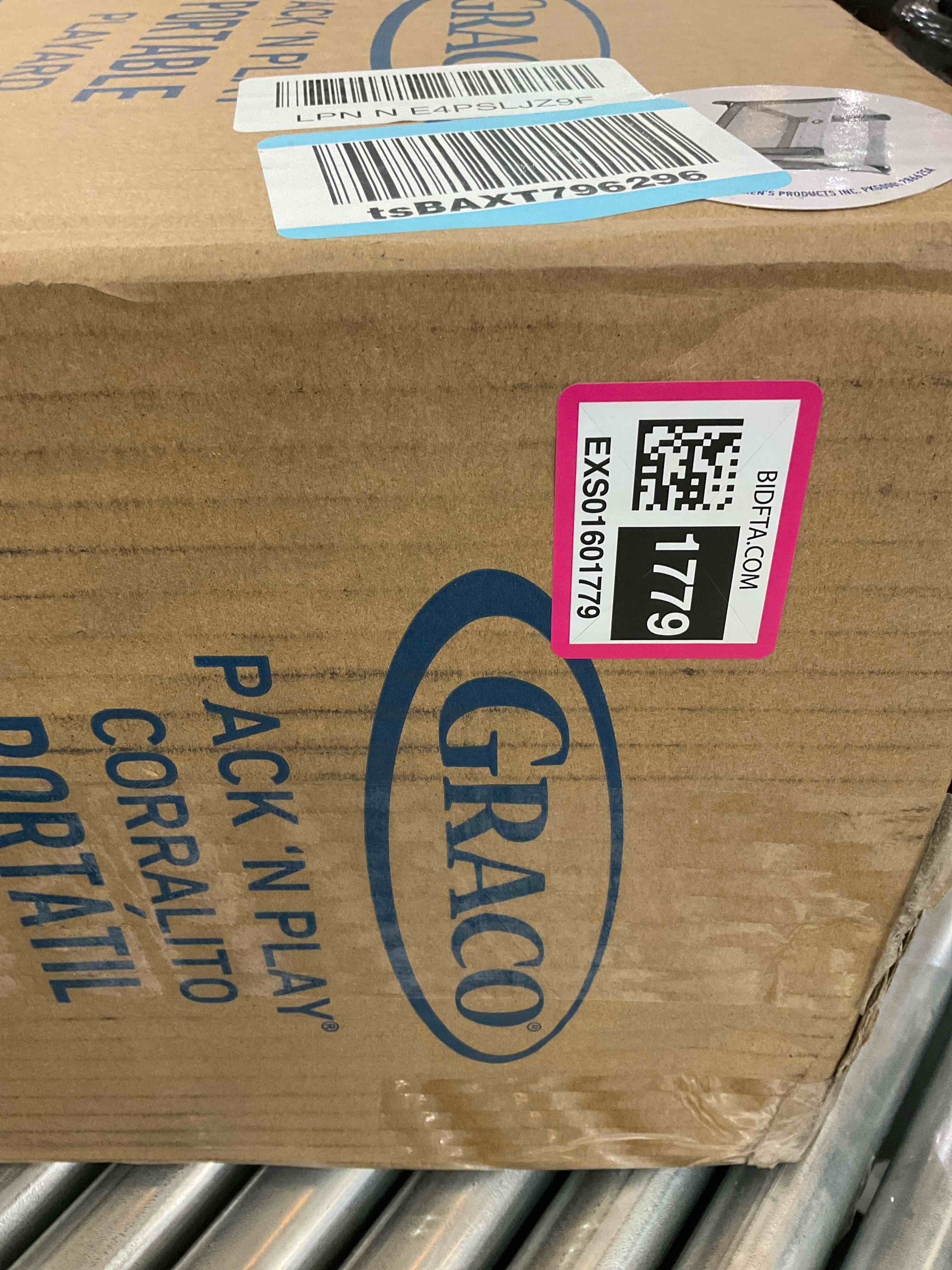 Graco Pack 'n Play® Portable Playard, Reign