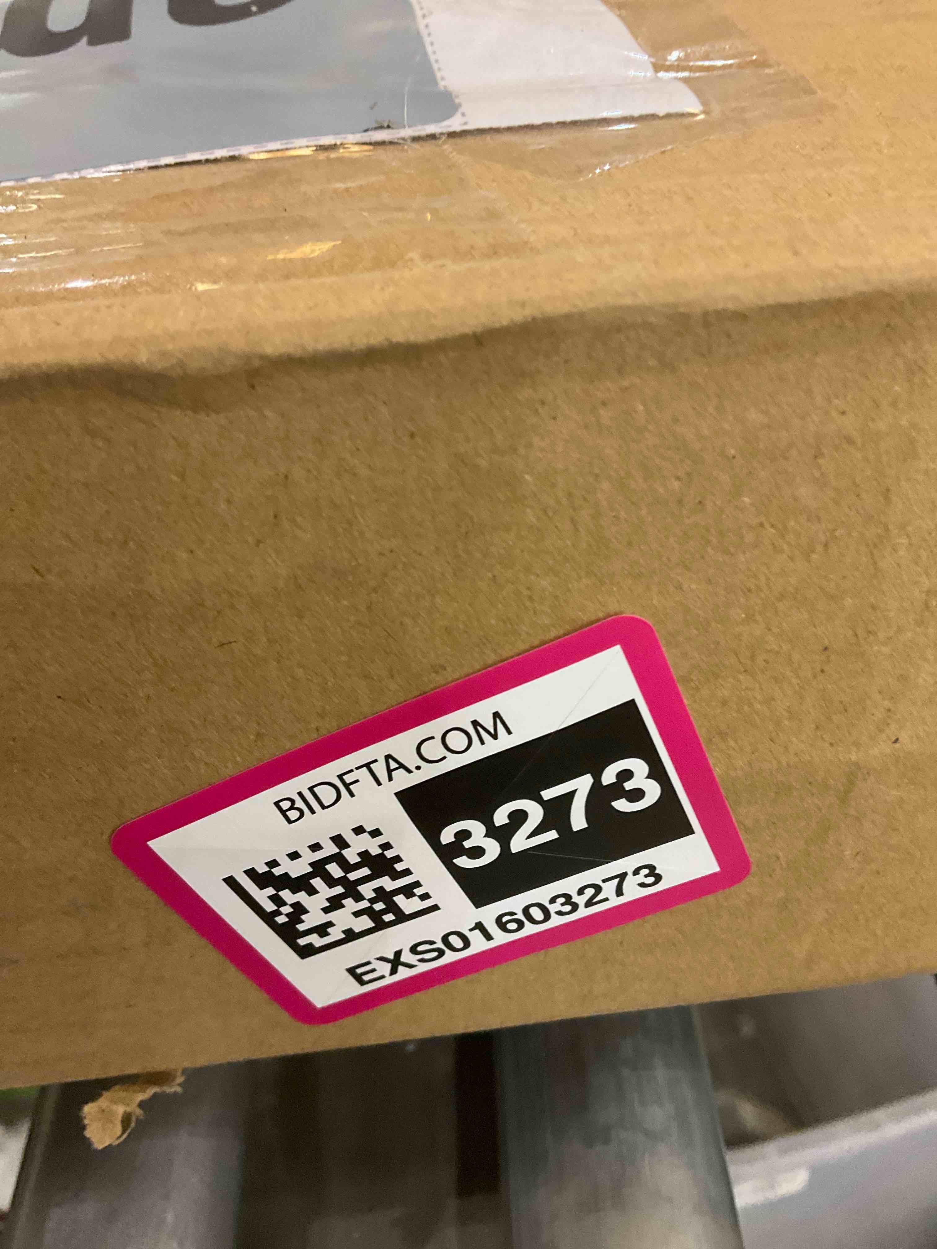 https://s3.amazonaws.com/lotting-images-prod/BargainHunt/EXS01603273_1724173548238.jpeg