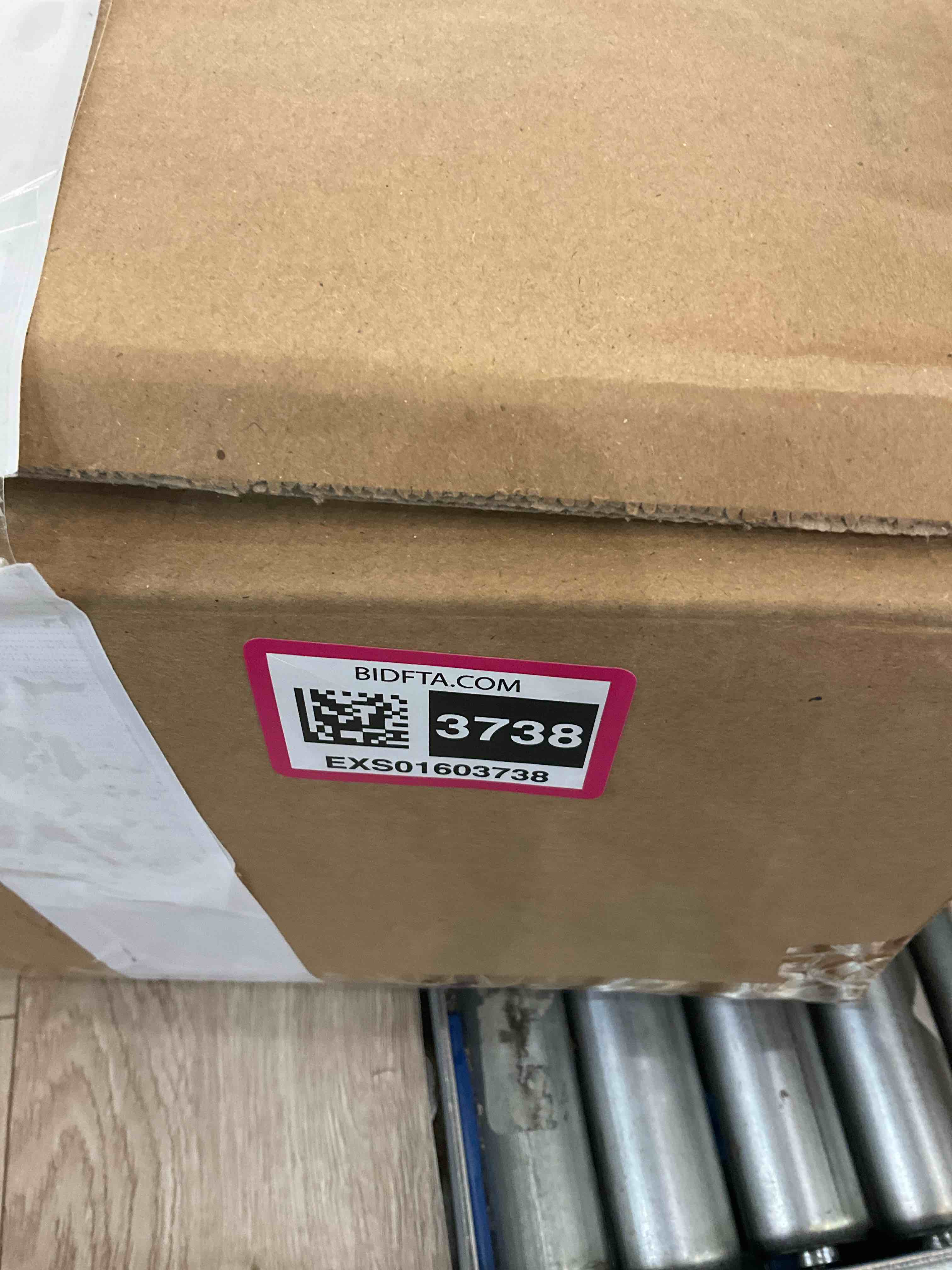 https://s3.amazonaws.com/lotting-images-prod/BargainHunt/EXS01603738_1723488756570.jpeg