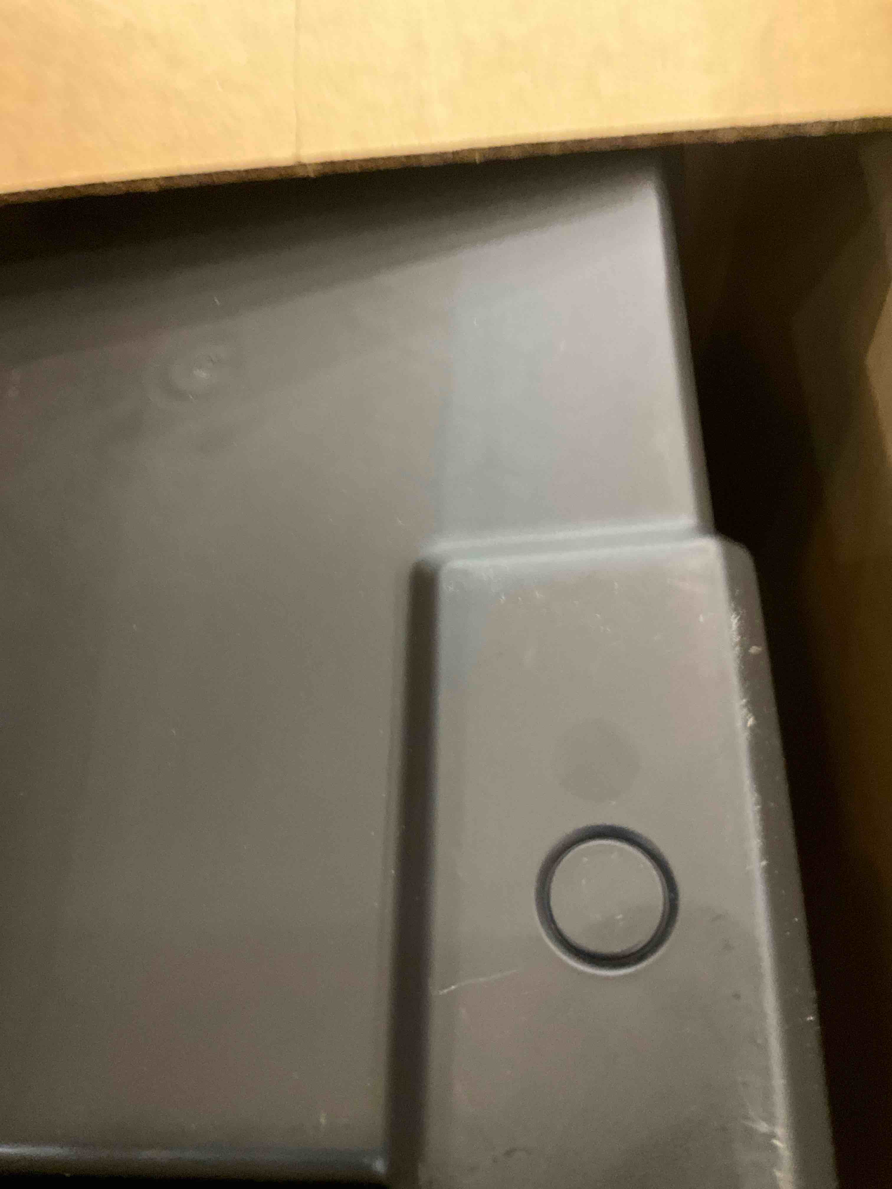 https://s3.amazonaws.com/lotting-images-prod/BargainHunt/EXS01603913_1723569337890.jpeg