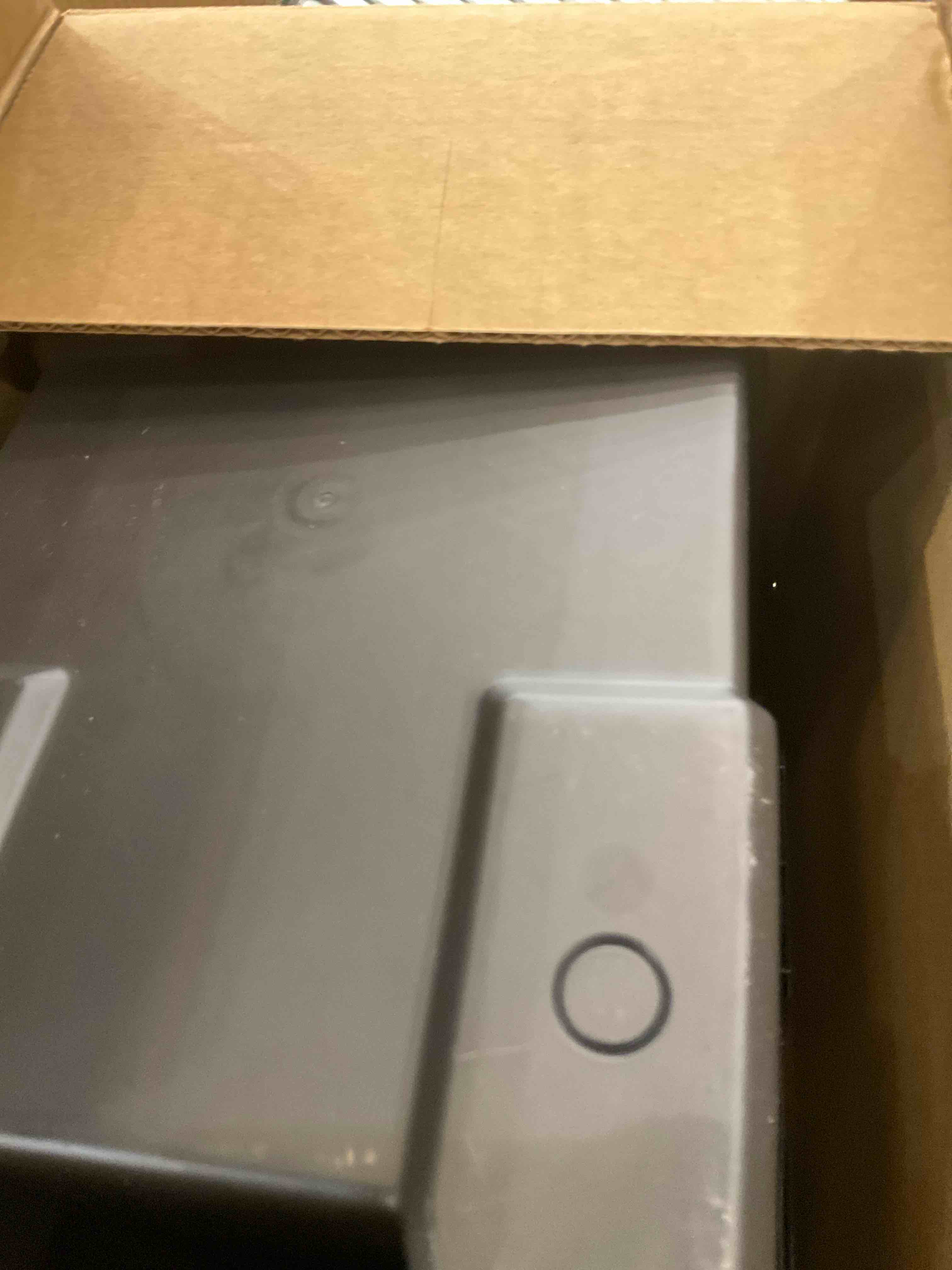 https://s3.amazonaws.com/lotting-images-prod/BargainHunt/EXS01603913_1723569339485.jpeg