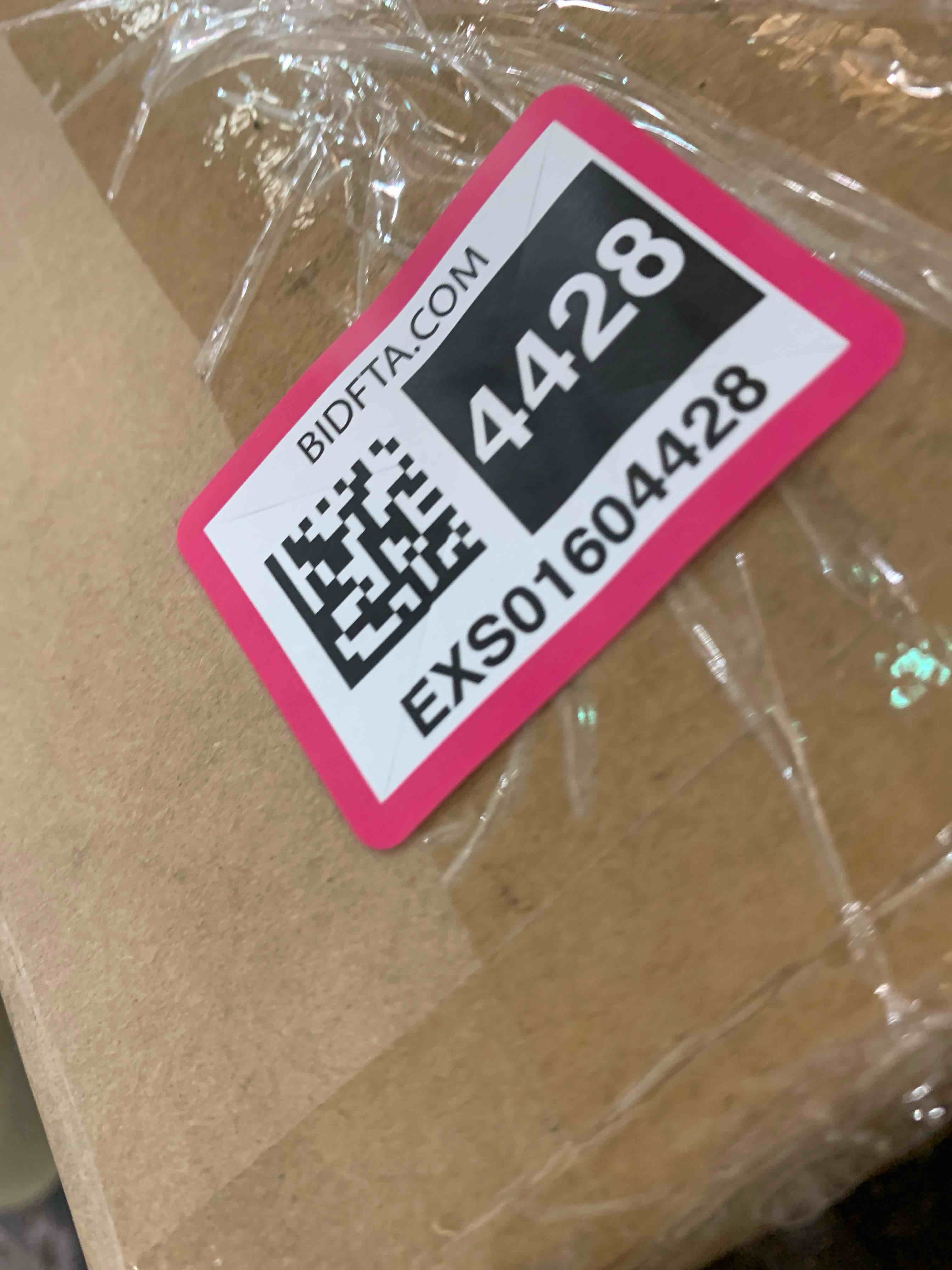 https://s3.amazonaws.com/lotting-images-prod/BargainHunt/EXS01604428_1724254454304.jpeg