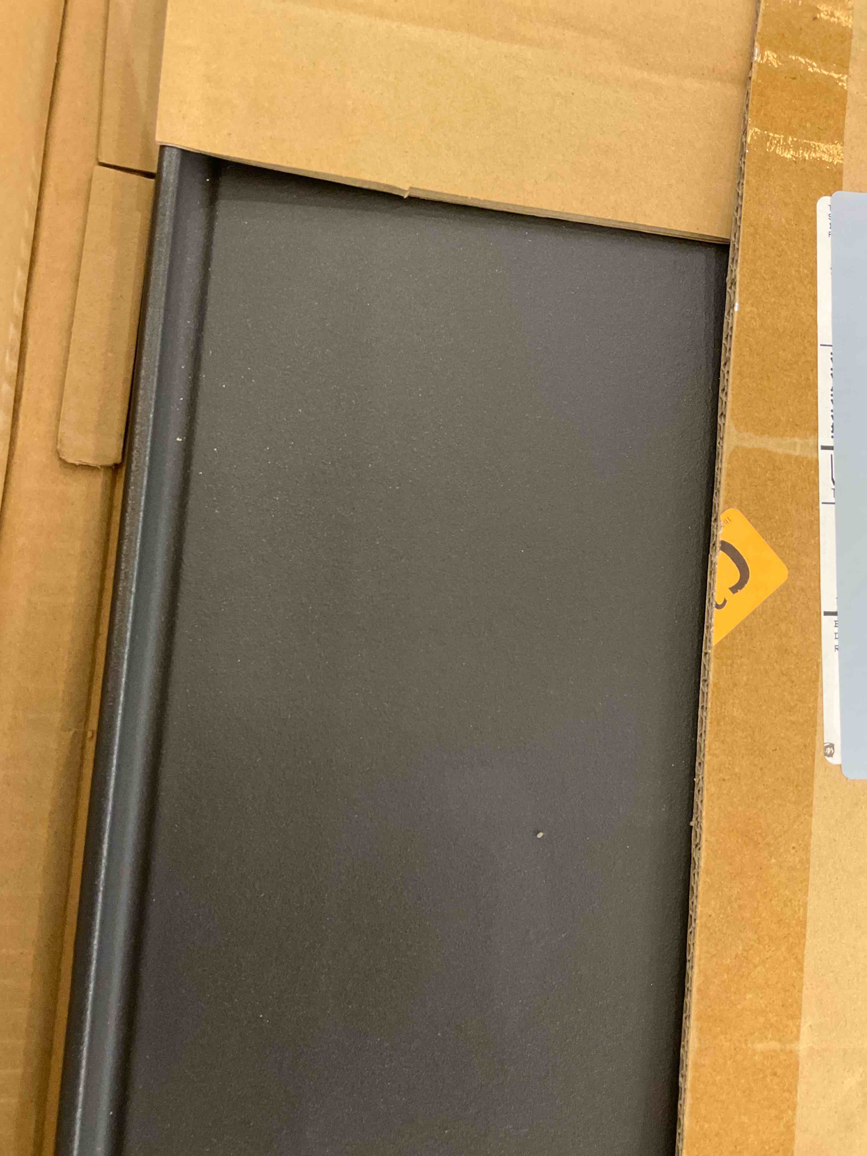 https://s3.amazonaws.com/lotting-images-prod/BargainHunt/EXS01604869_1724348512377.jpeg