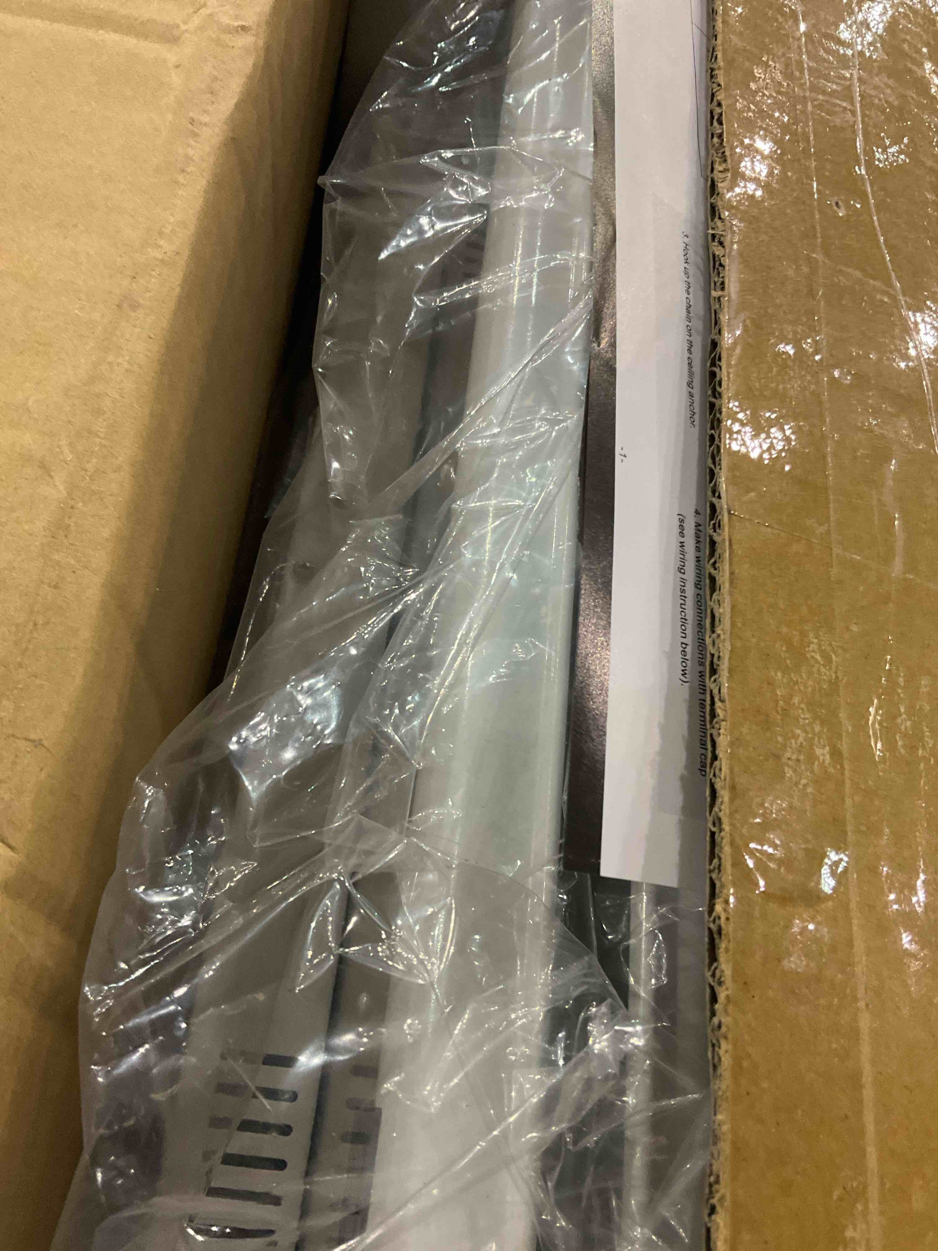 https://s3.amazonaws.com/lotting-images-prod/BargainHunt/EXS01605801_1723636463040.jpeg