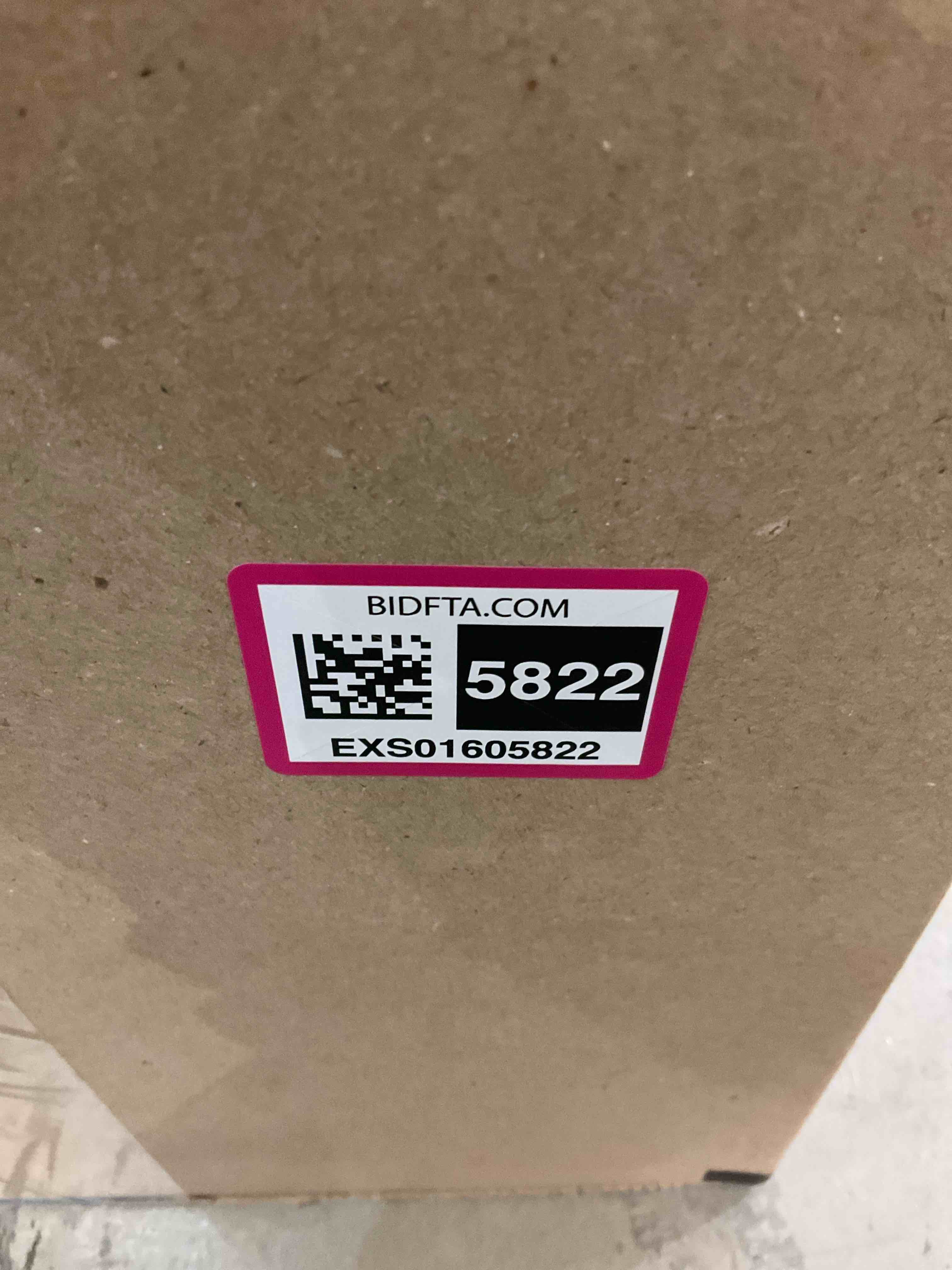https://s3.amazonaws.com/lotting-images-prod/BargainHunt/EXS01605822_1723641992943.jpeg