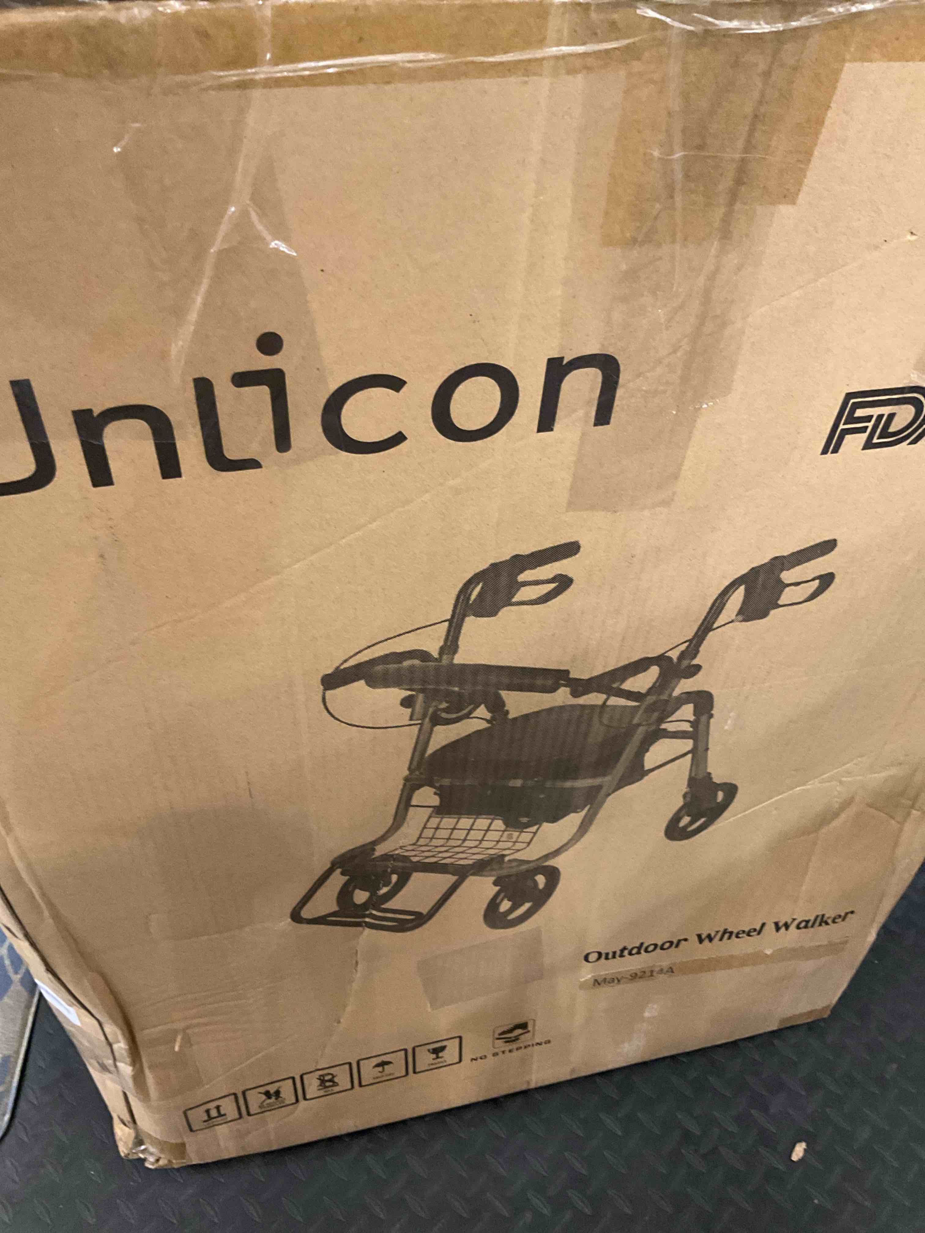 https://s3.amazonaws.com/lotting-images-prod/BargainHunt/EXS01606442_1724173158733.jpeg