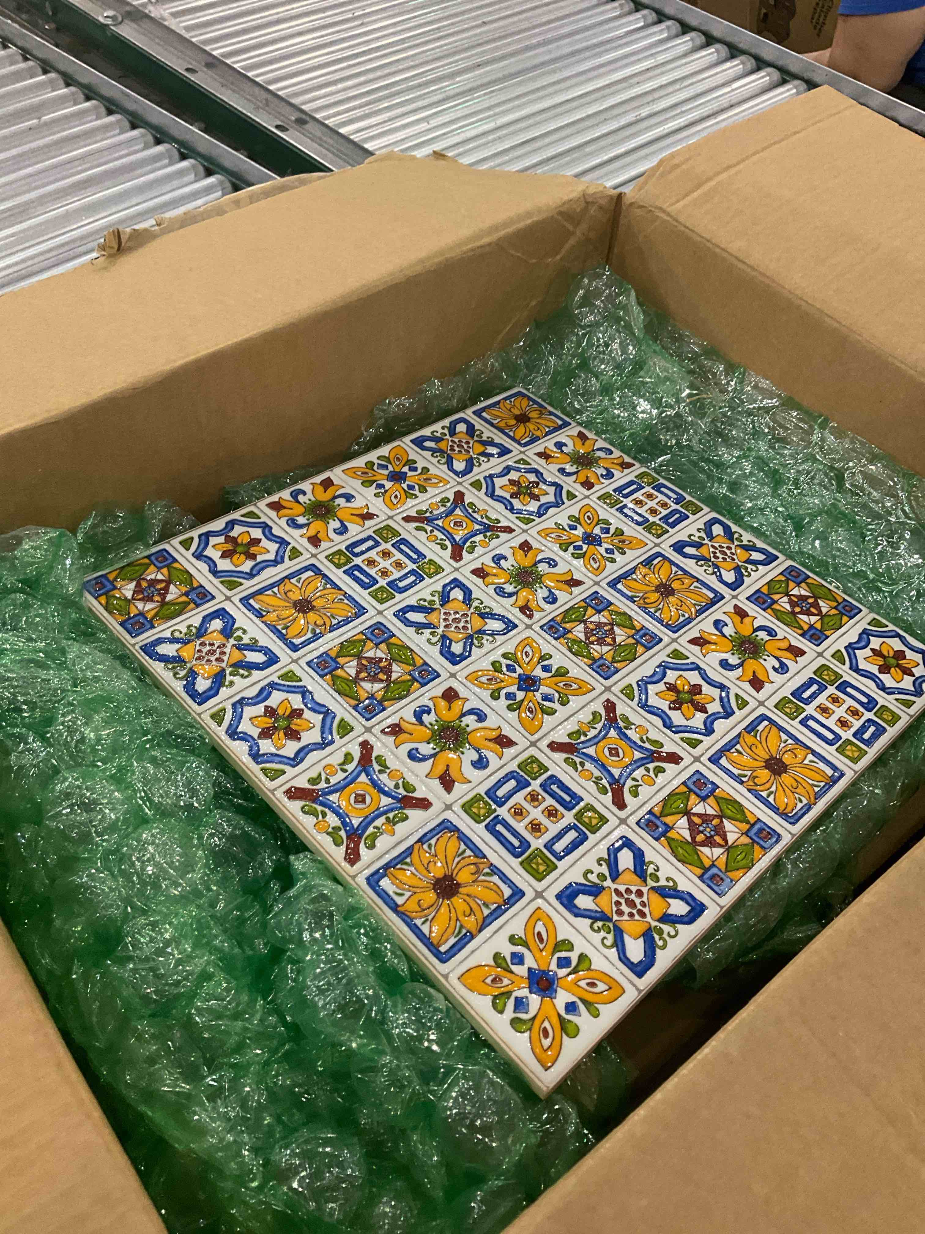 https://s3.amazonaws.com/lotting-images-prod/BargainHunt/EXS01606514_1723644327880.jpeg