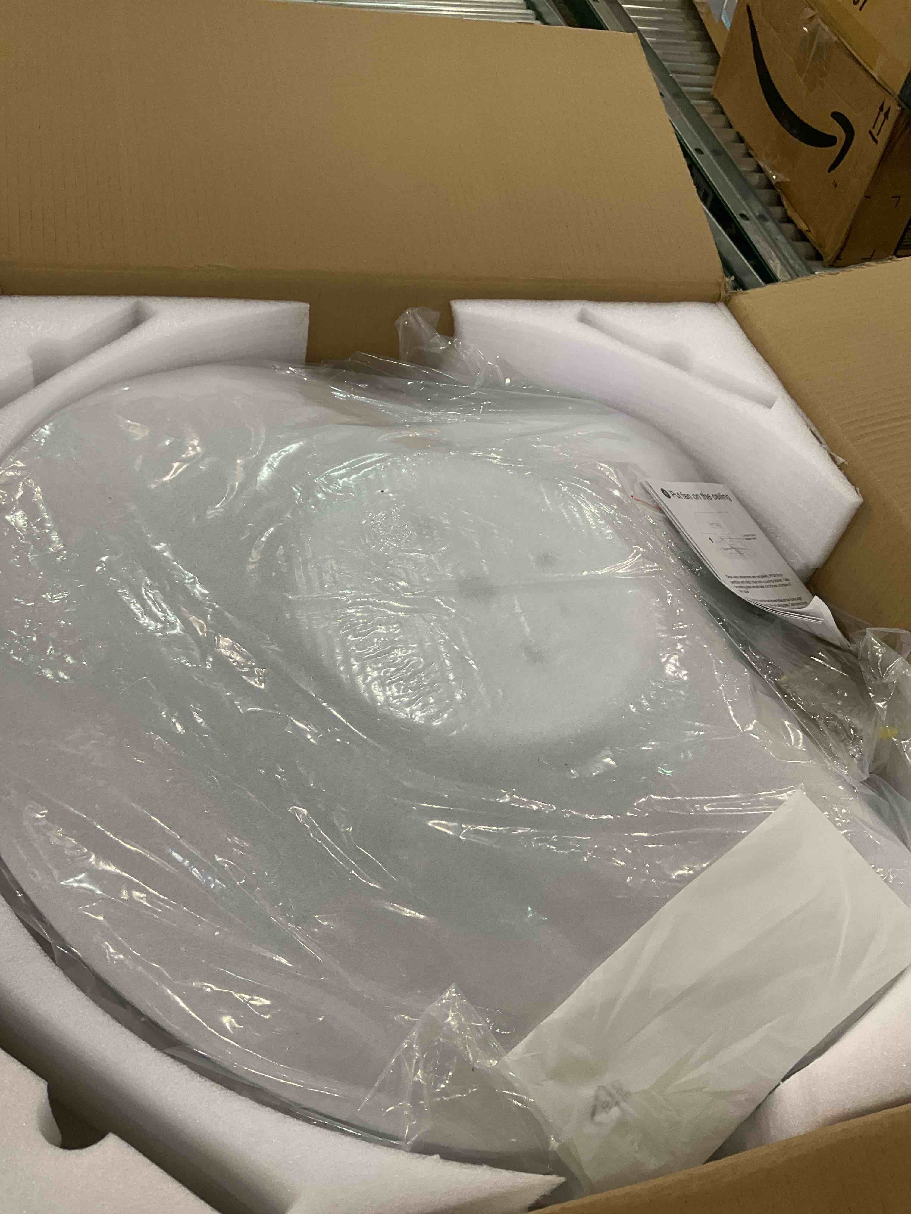 https://s3.amazonaws.com/lotting-images-prod/BargainHunt/EXS01606531_1723639452084.jpeg