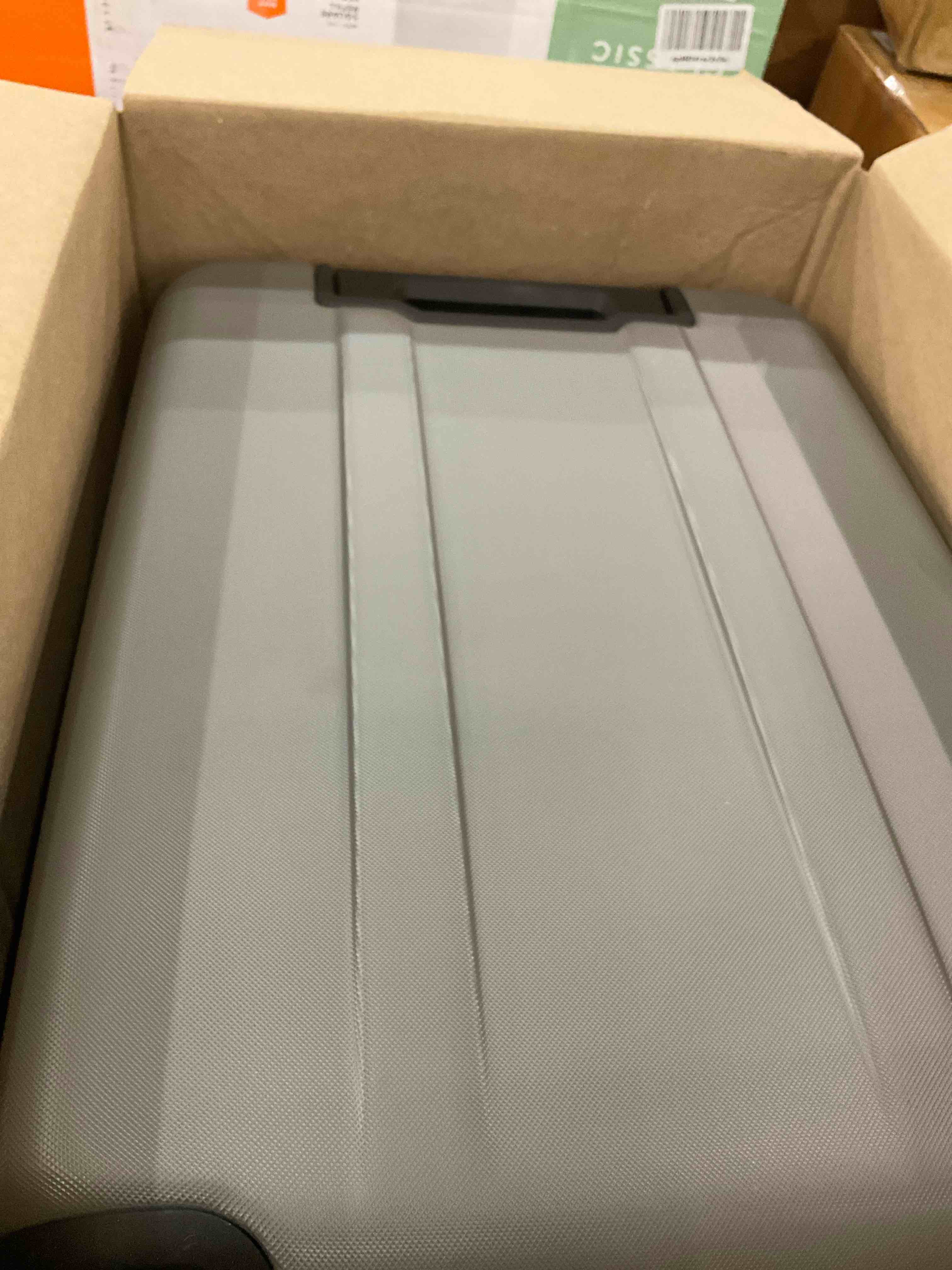 https://s3.amazonaws.com/lotting-images-prod/BargainHunt/EXS01606547_1723643095098.jpeg