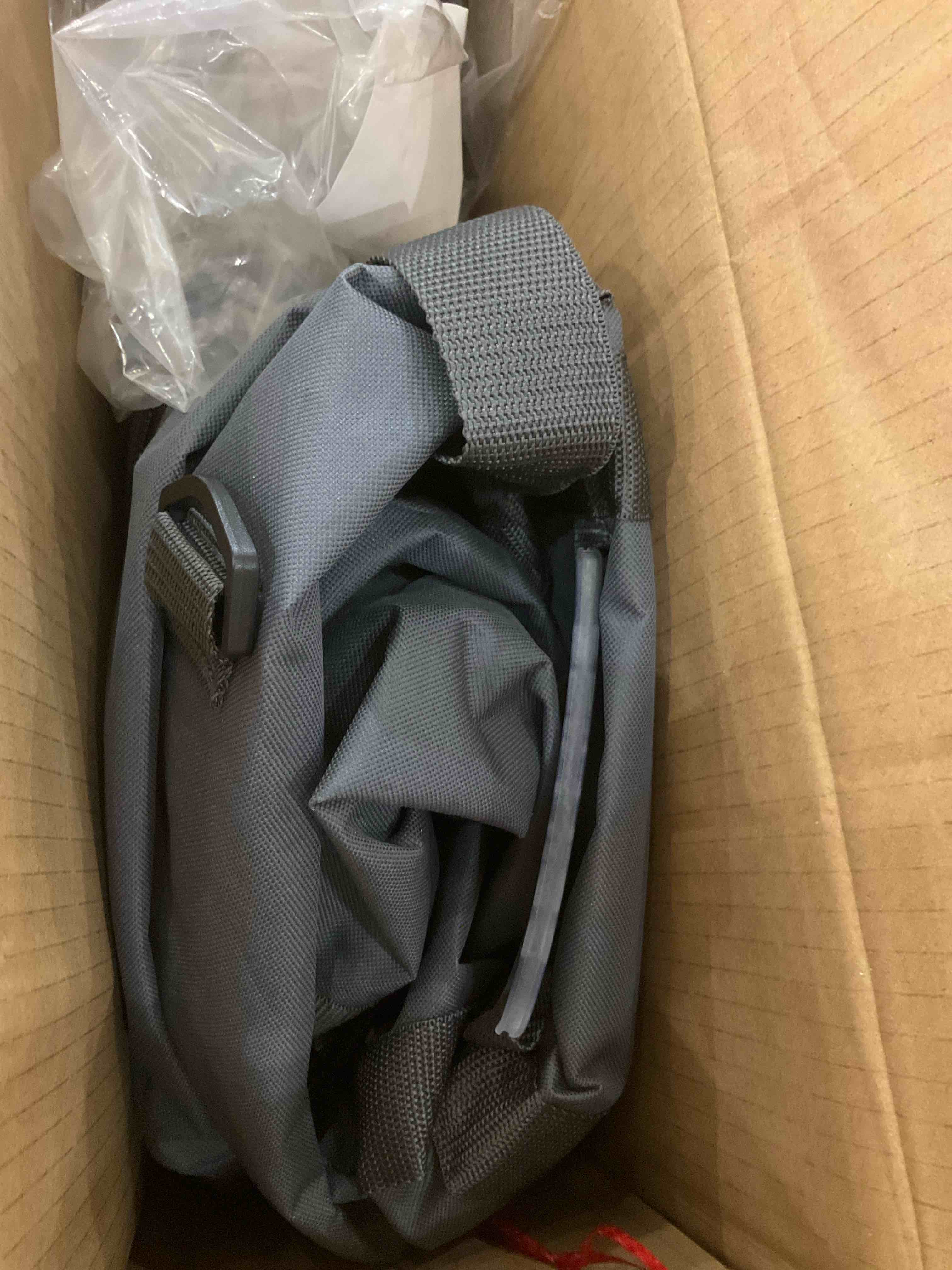https://s3.amazonaws.com/lotting-images-prod/BargainHunt/EXS01606571_1723645940469.jpeg