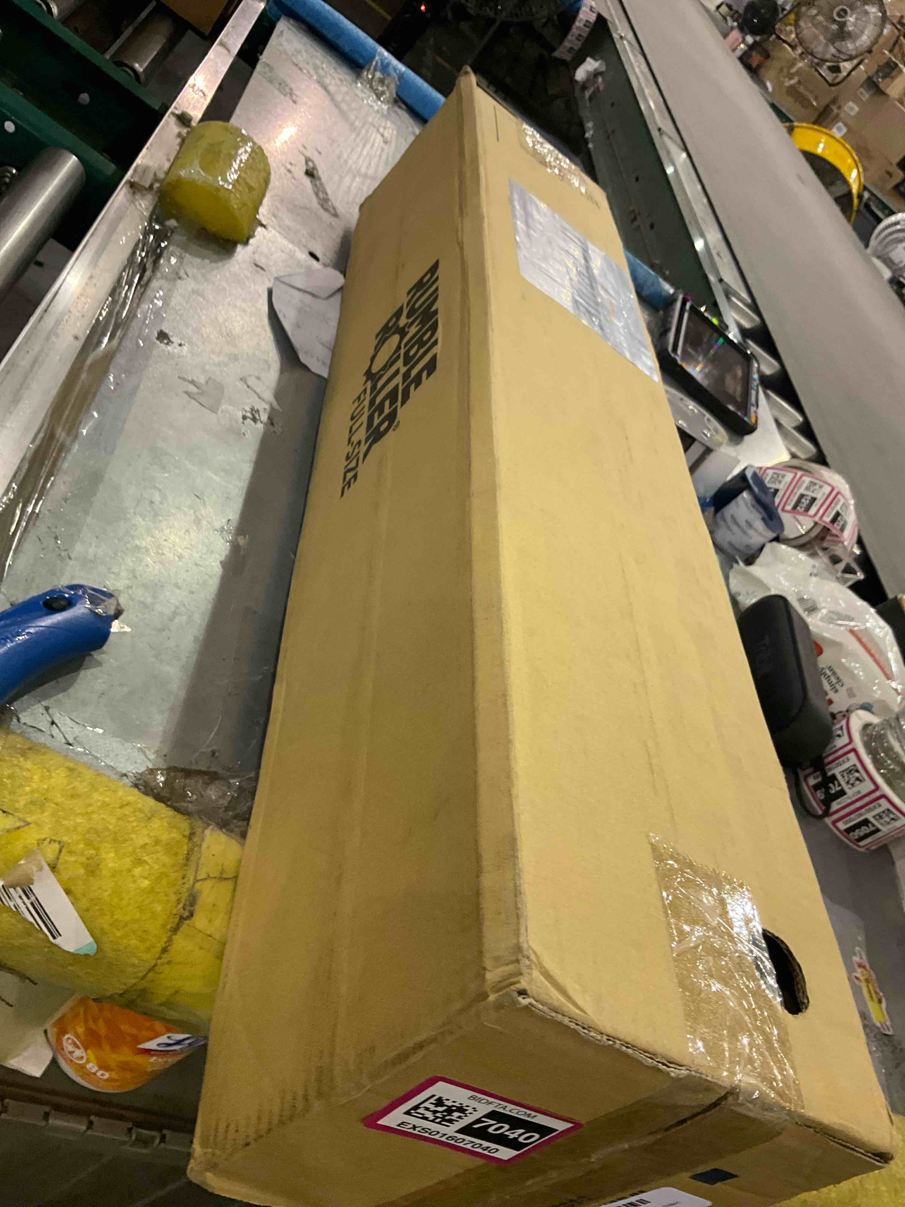 https://s3.amazonaws.com/lotting-images-prod/BargainHunt/EXS01607040_1723722081876.jpeg