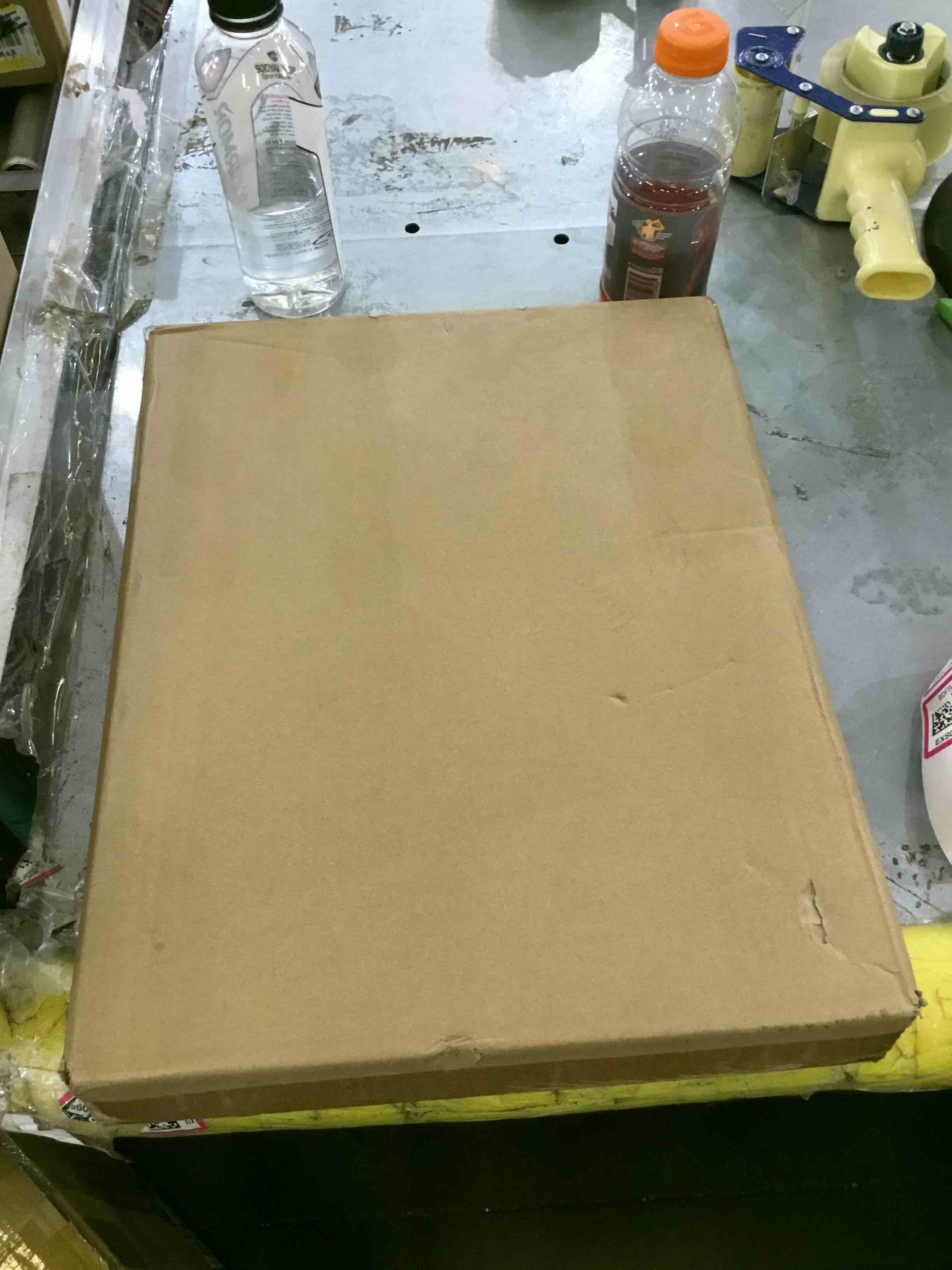 https://s3.amazonaws.com/lotting-images-prod/BargainHunt/EXS01607572_1722452709224.jpeg