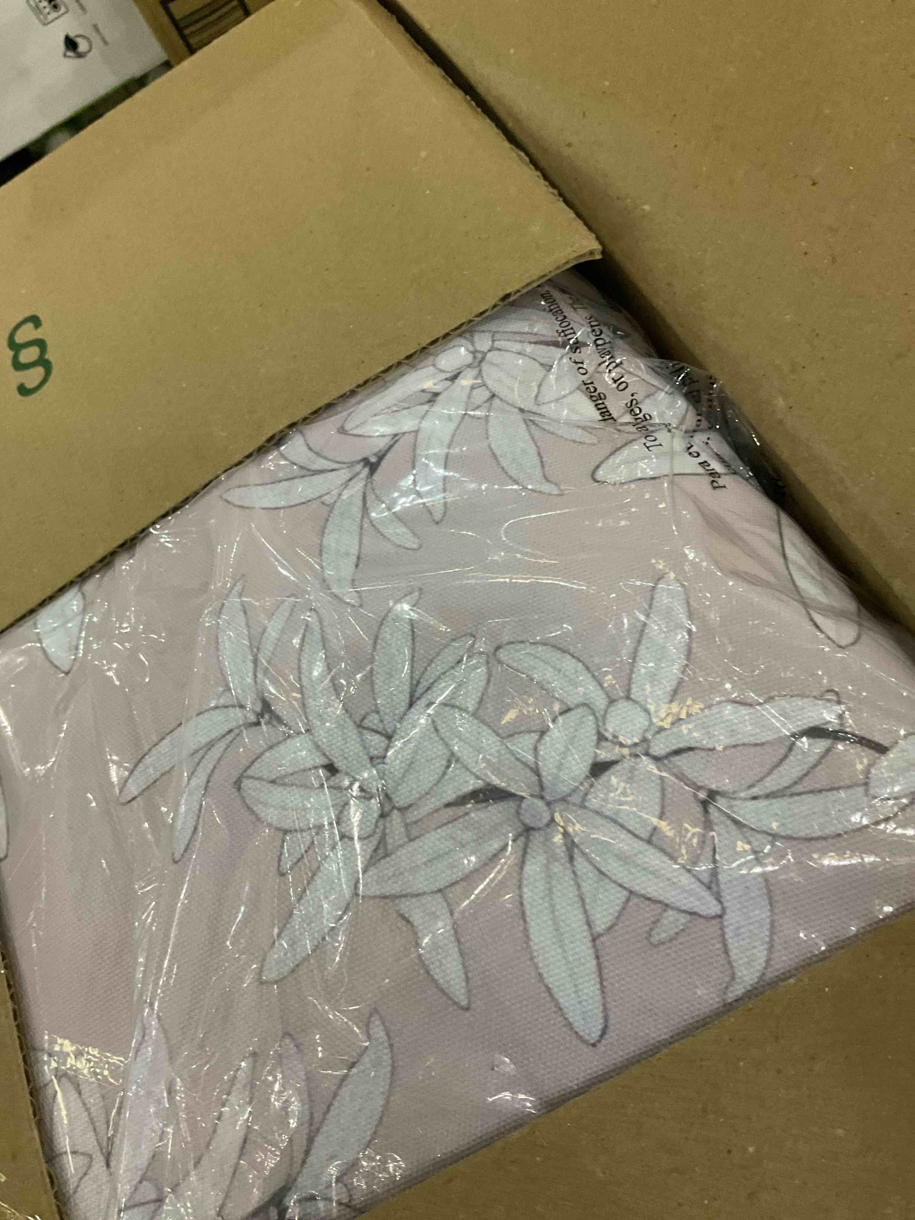 https://s3.amazonaws.com/lotting-images-prod/BargainHunt/EXS01607914_1723643496682.jpeg