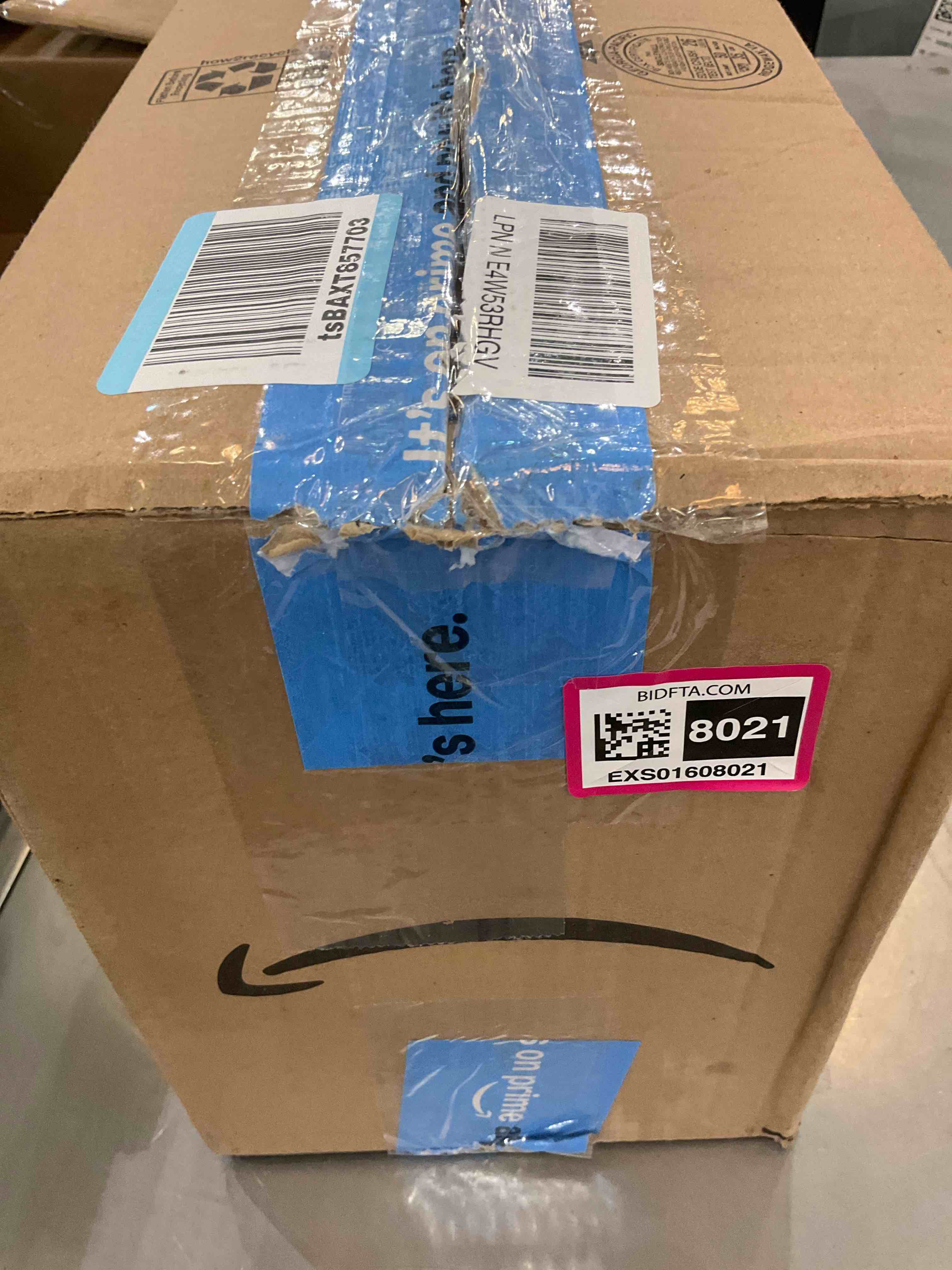 https://s3.amazonaws.com/lotting-images-prod/BargainHunt/EXS01608021_1724260922078.jpeg