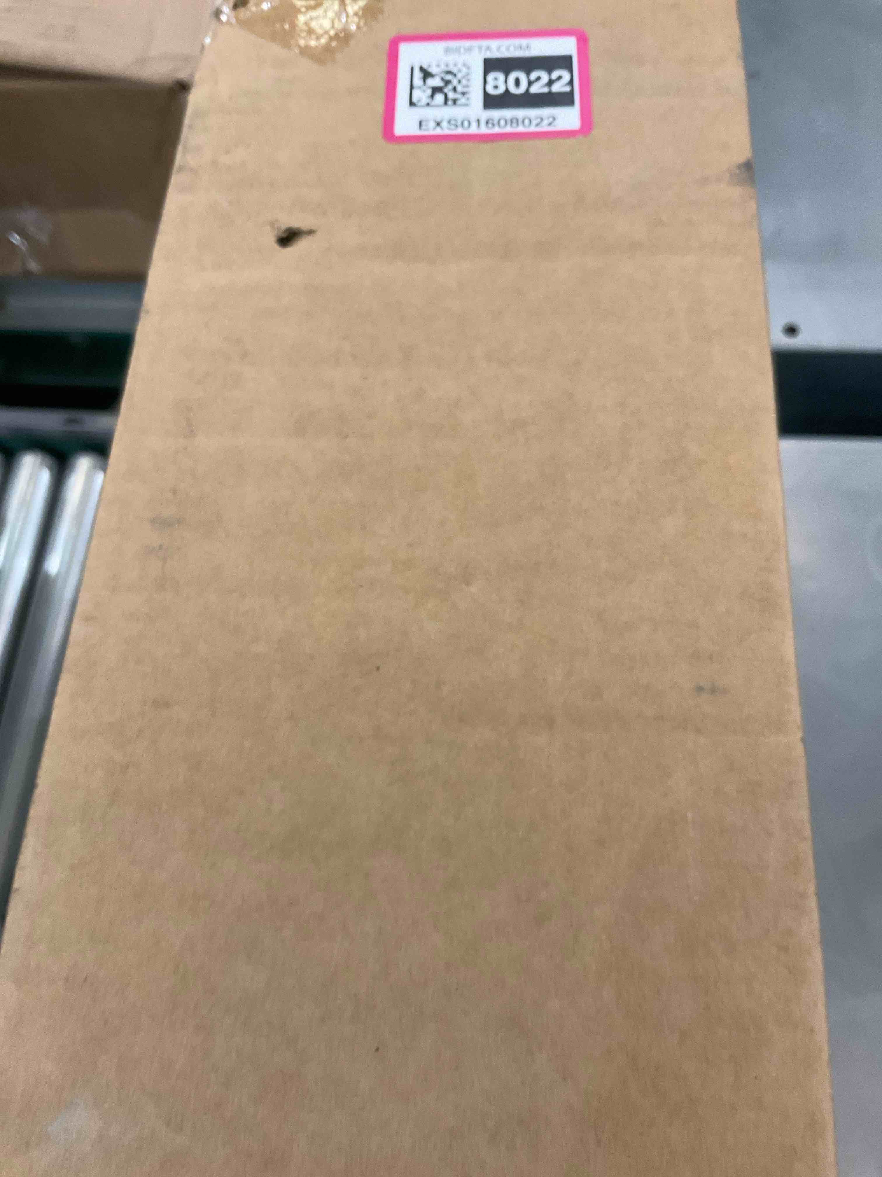 https://s3.amazonaws.com/lotting-images-prod/BargainHunt/EXS01608022_1724260830573.jpeg