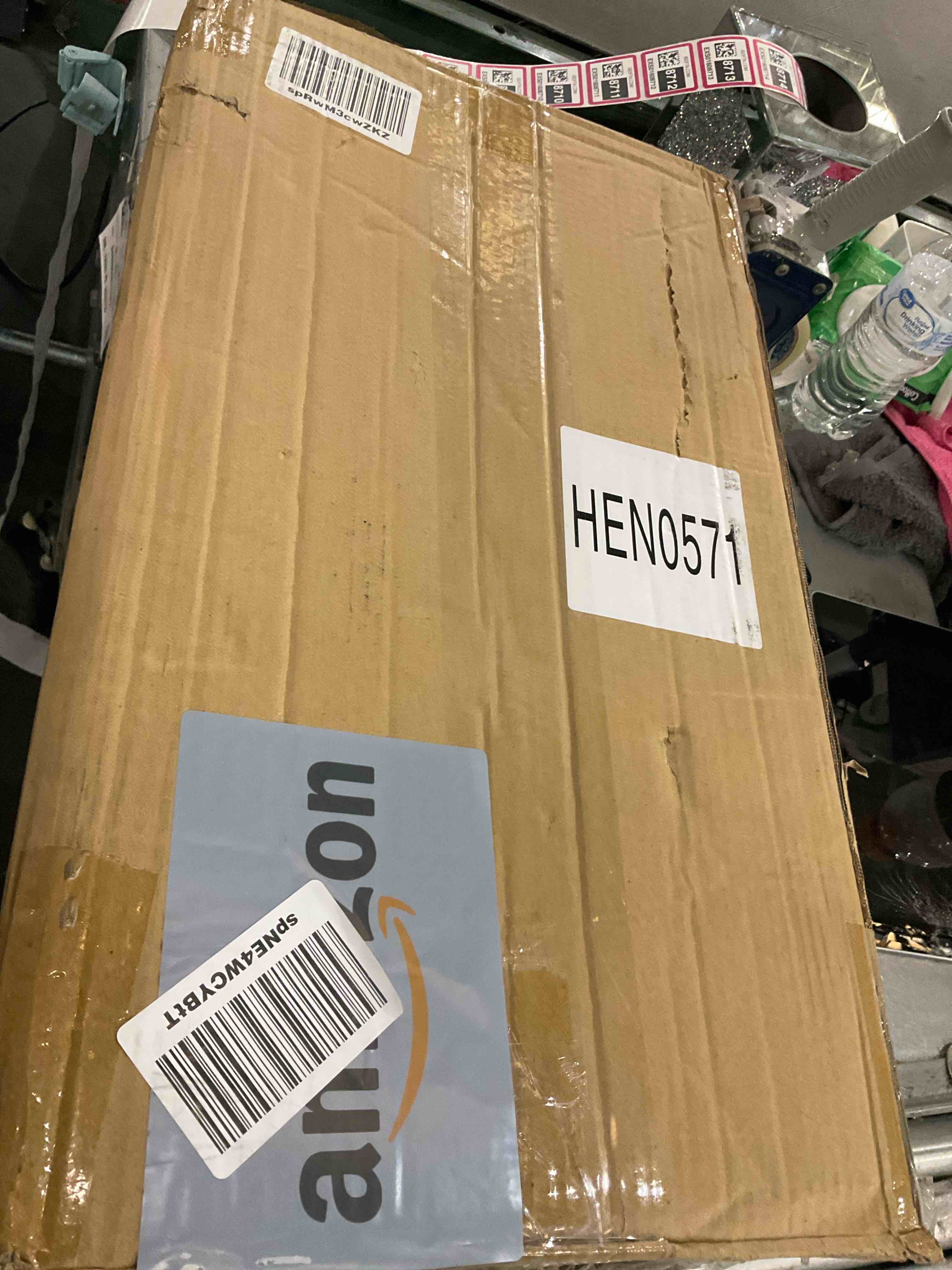 https://s3.amazonaws.com/lotting-images-prod/BargainHunt/EXS01608708_1724420396220.jpeg