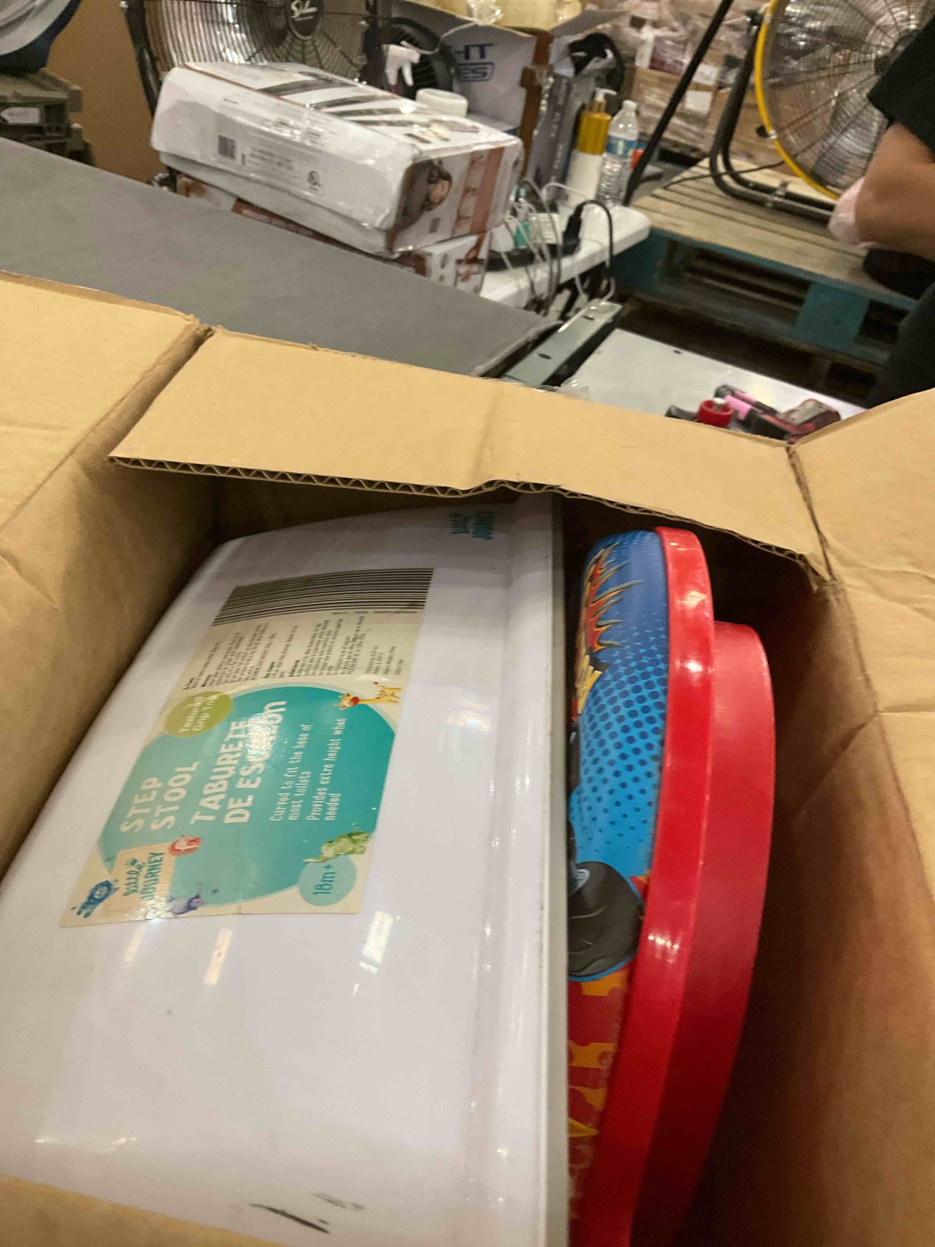 https://s3.amazonaws.com/lotting-images-prod/BargainHunt/EXS01609776_1723564001459.jpeg