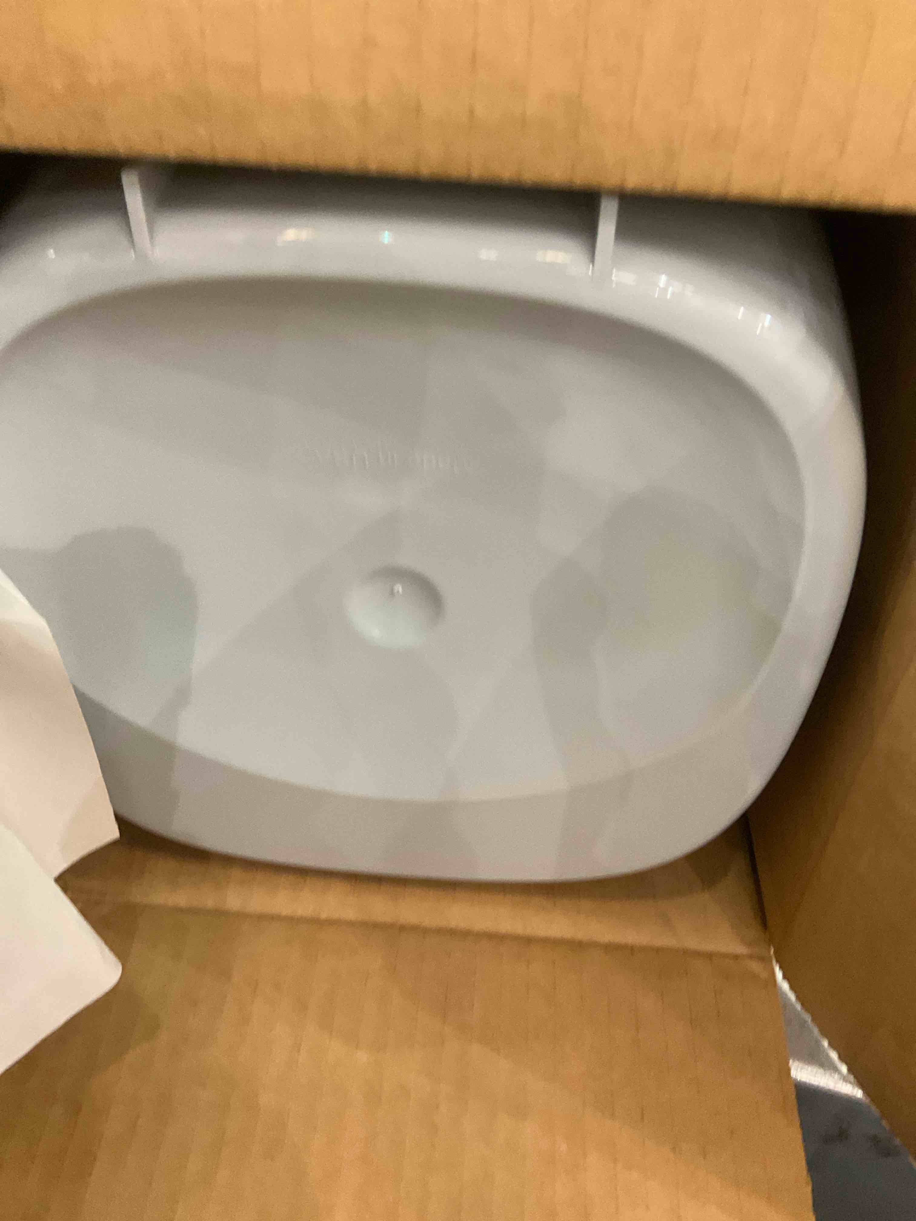 https://s3.amazonaws.com/lotting-images-prod/BargainHunt/EXS01609795_1723568780516.jpeg