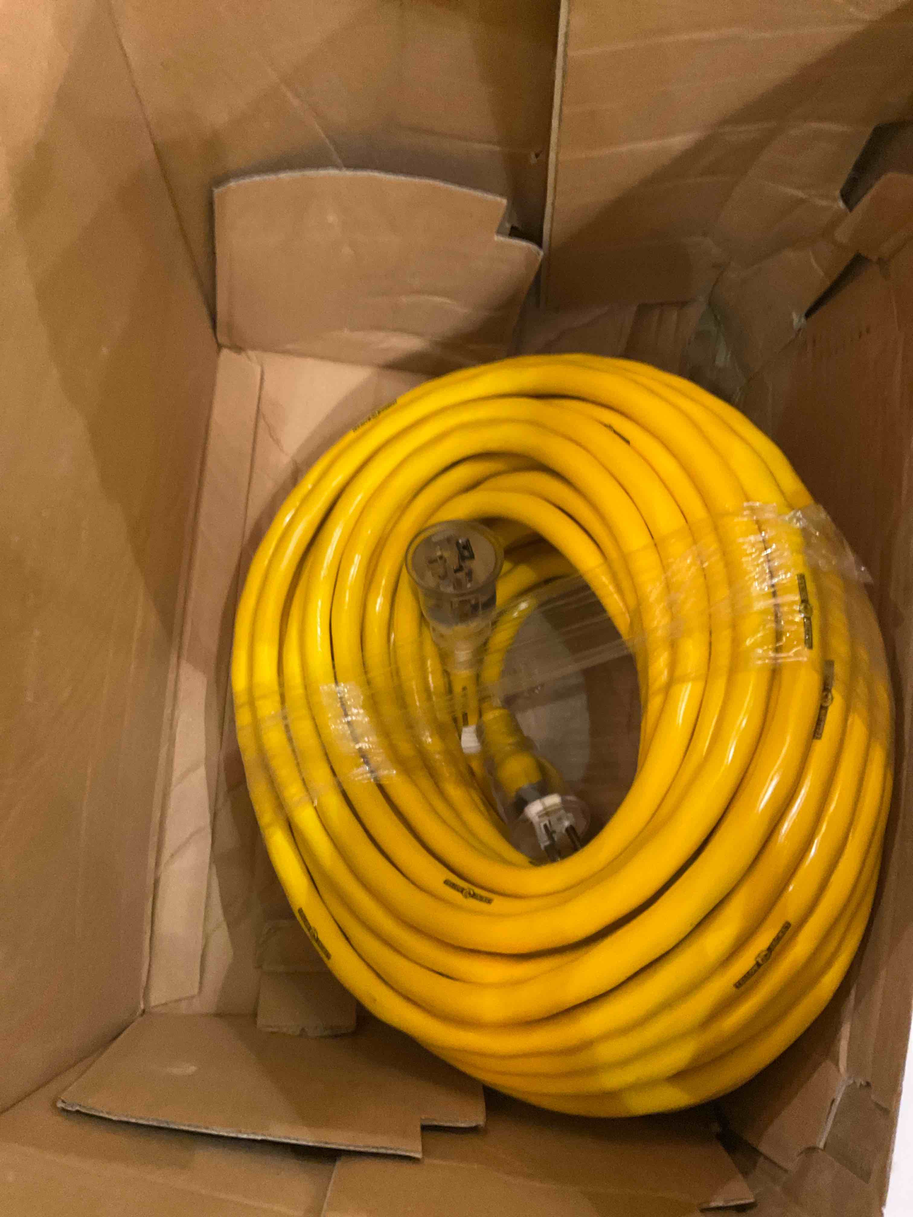 https://s3.amazonaws.com/lotting-images-prod/BargainHunt/EXS01609824_1723574190247.jpeg