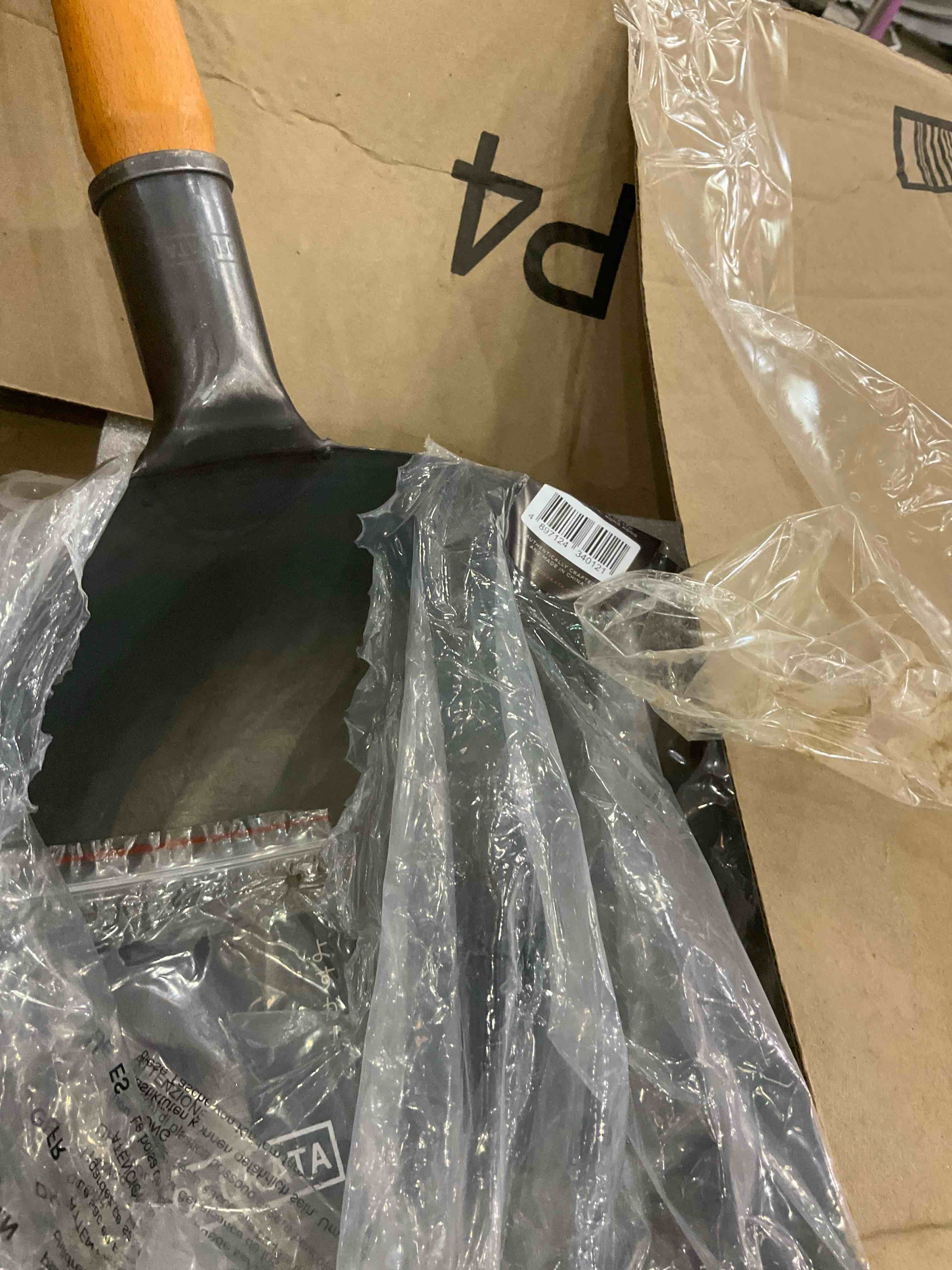 https://s3.amazonaws.com/lotting-images-prod/BargainHunt/EXS01609955_1723647809592.jpeg