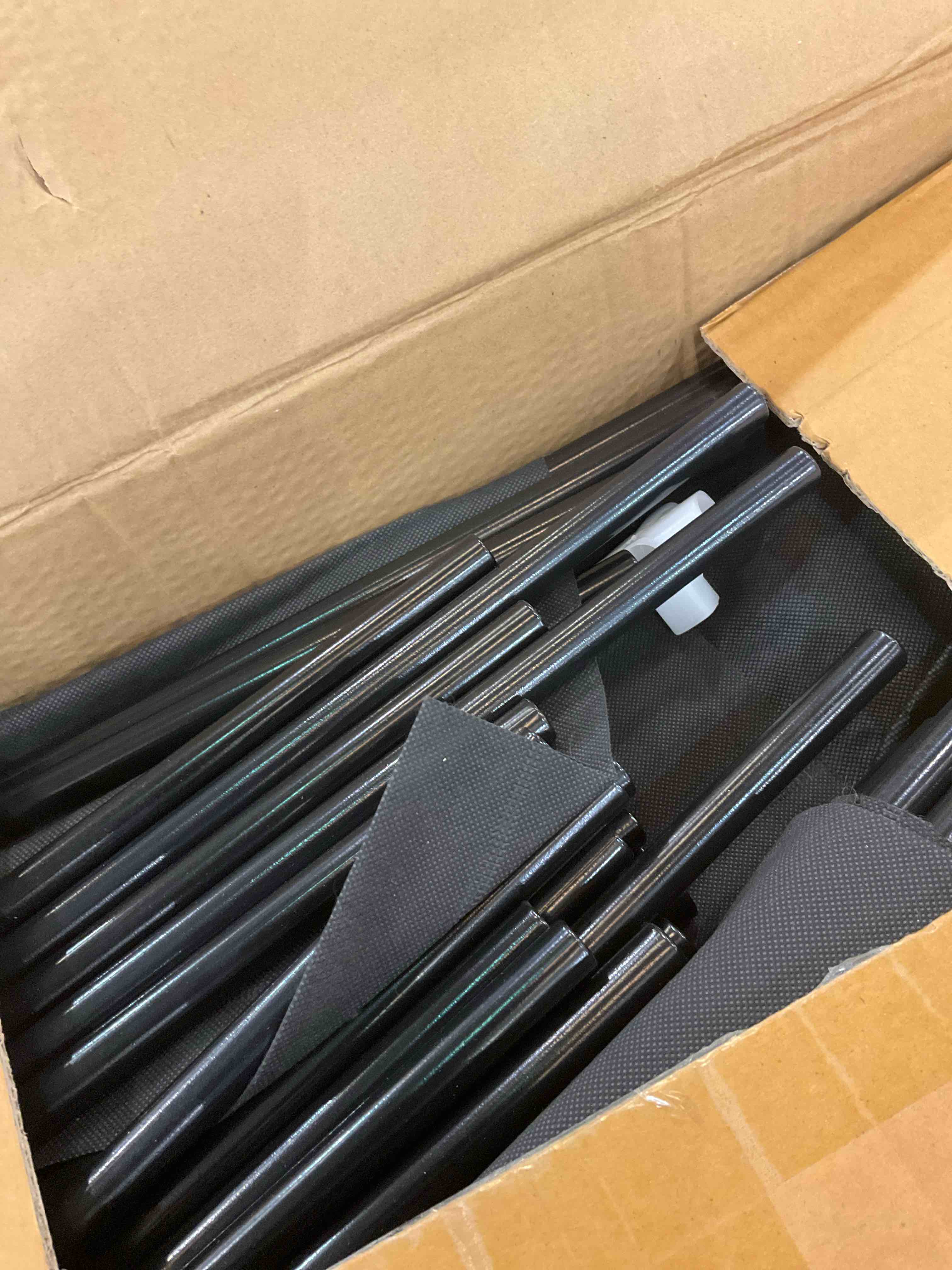 https://s3.amazonaws.com/lotting-images-prod/BargainHunt/EXS01620512_1722868344044.jpeg