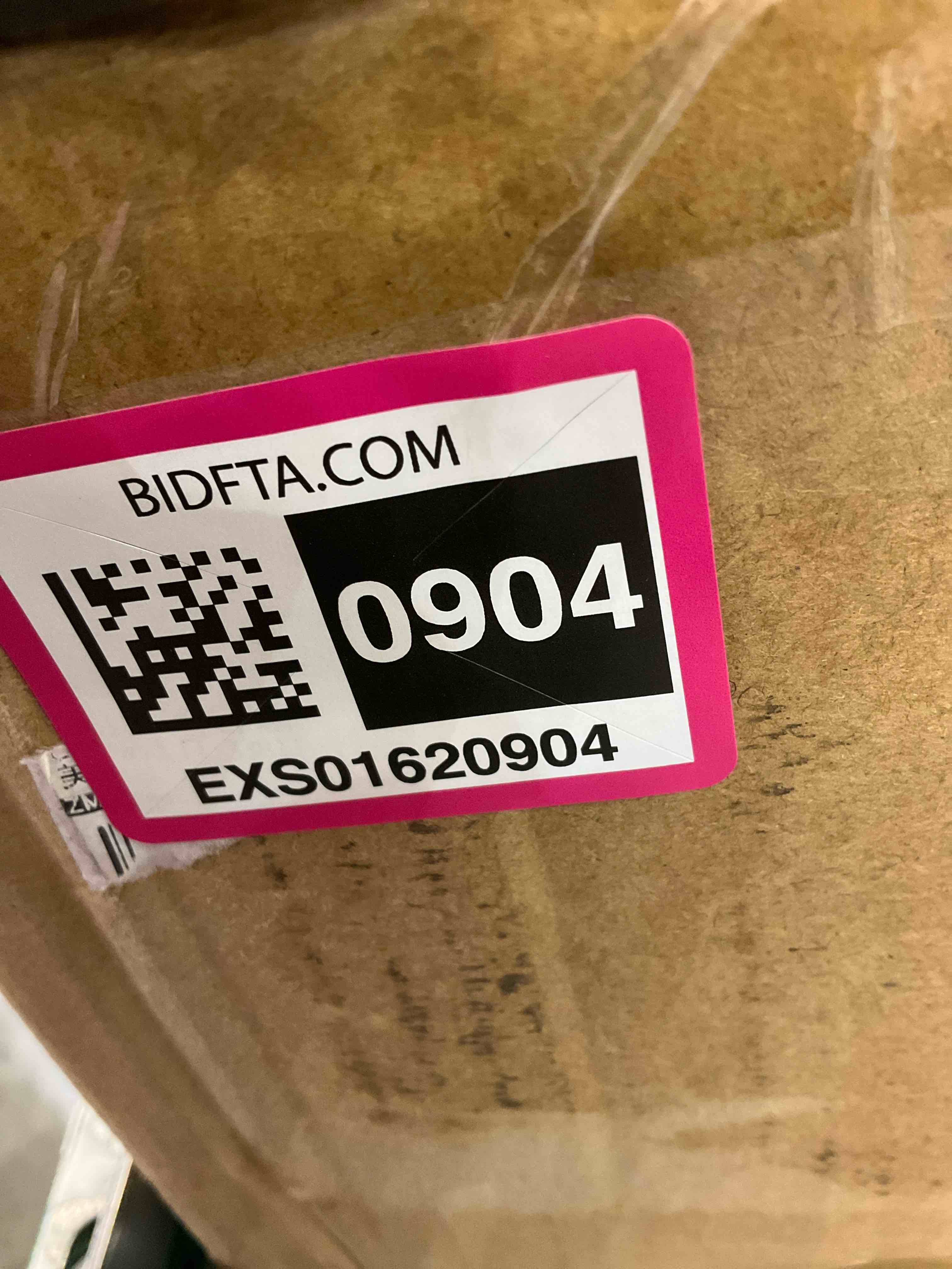 https://s3.amazonaws.com/lotting-images-prod/BargainHunt/EXS01620904_1723224538870.jpeg