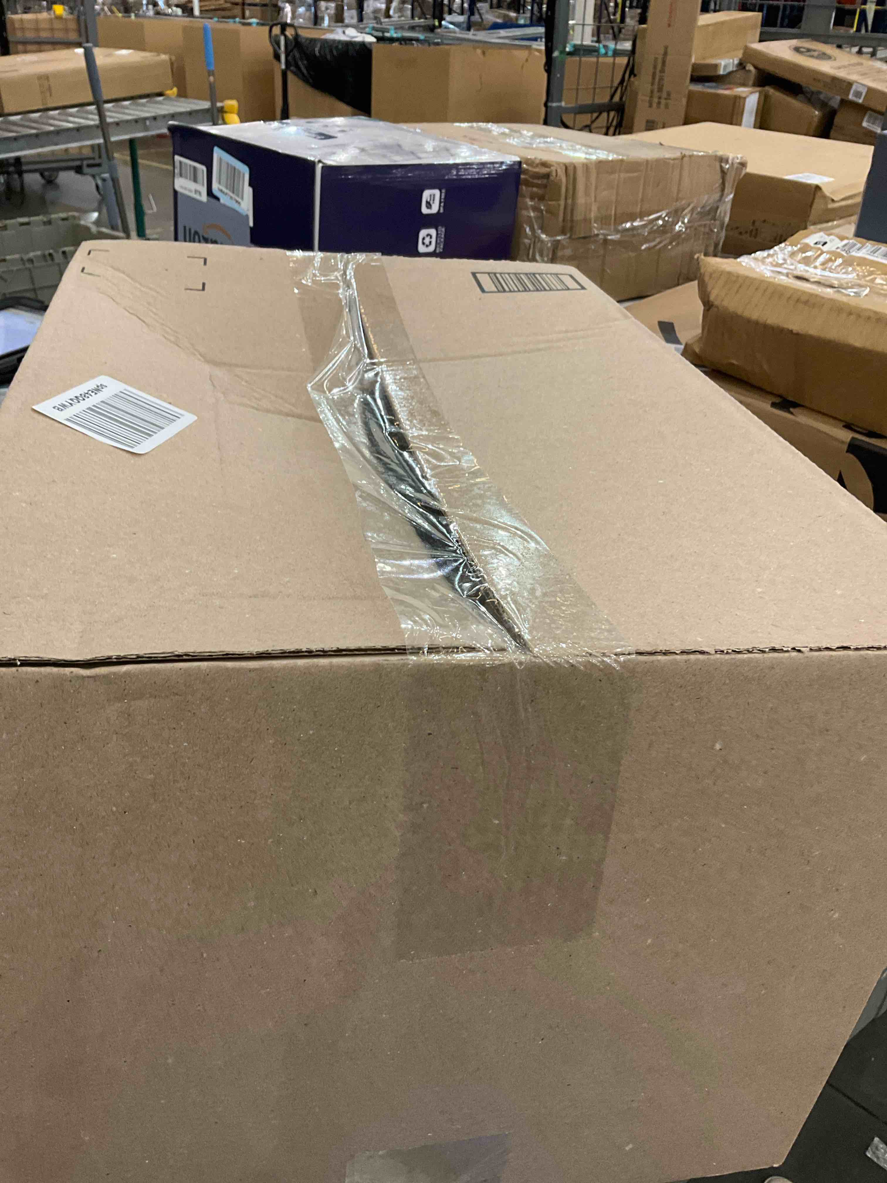 https://s3.amazonaws.com/lotting-images-prod/BargainHunt/EXS01621097_1722958047521.jpeg