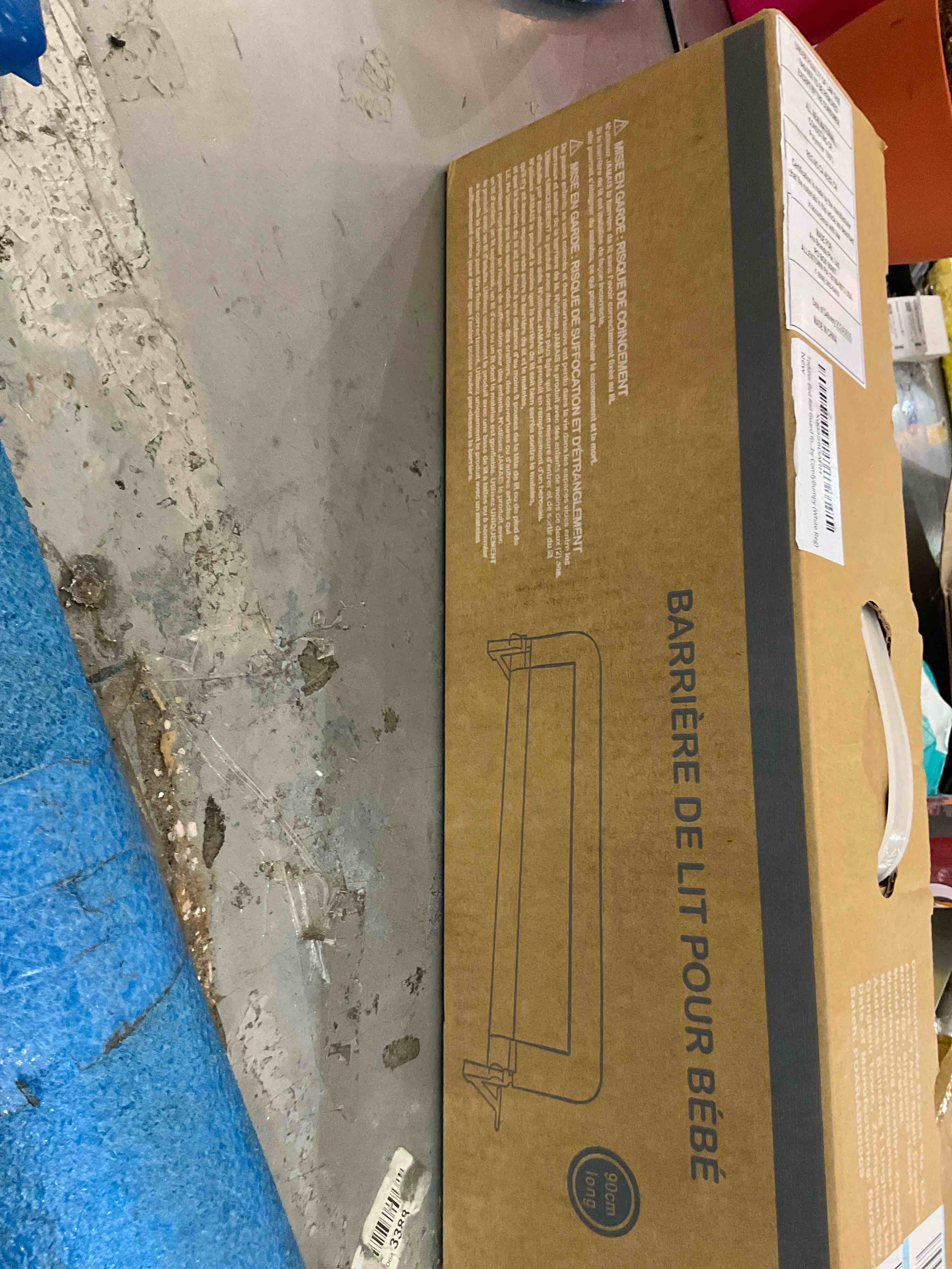 https://s3.amazonaws.com/lotting-images-prod/BargainHunt/EXS01621125_1722965889328.jpeg