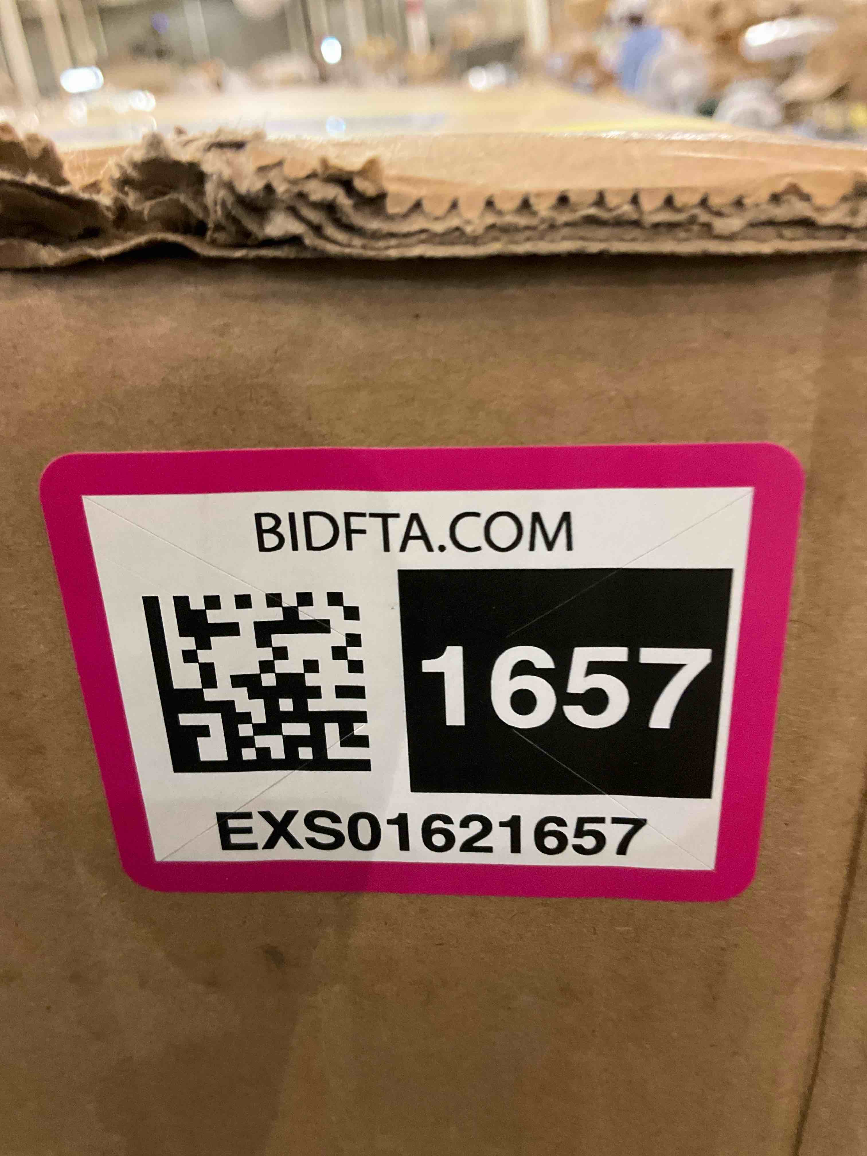 https://s3.amazonaws.com/lotting-images-prod/BargainHunt/EXS01621657_1723568328289.jpeg