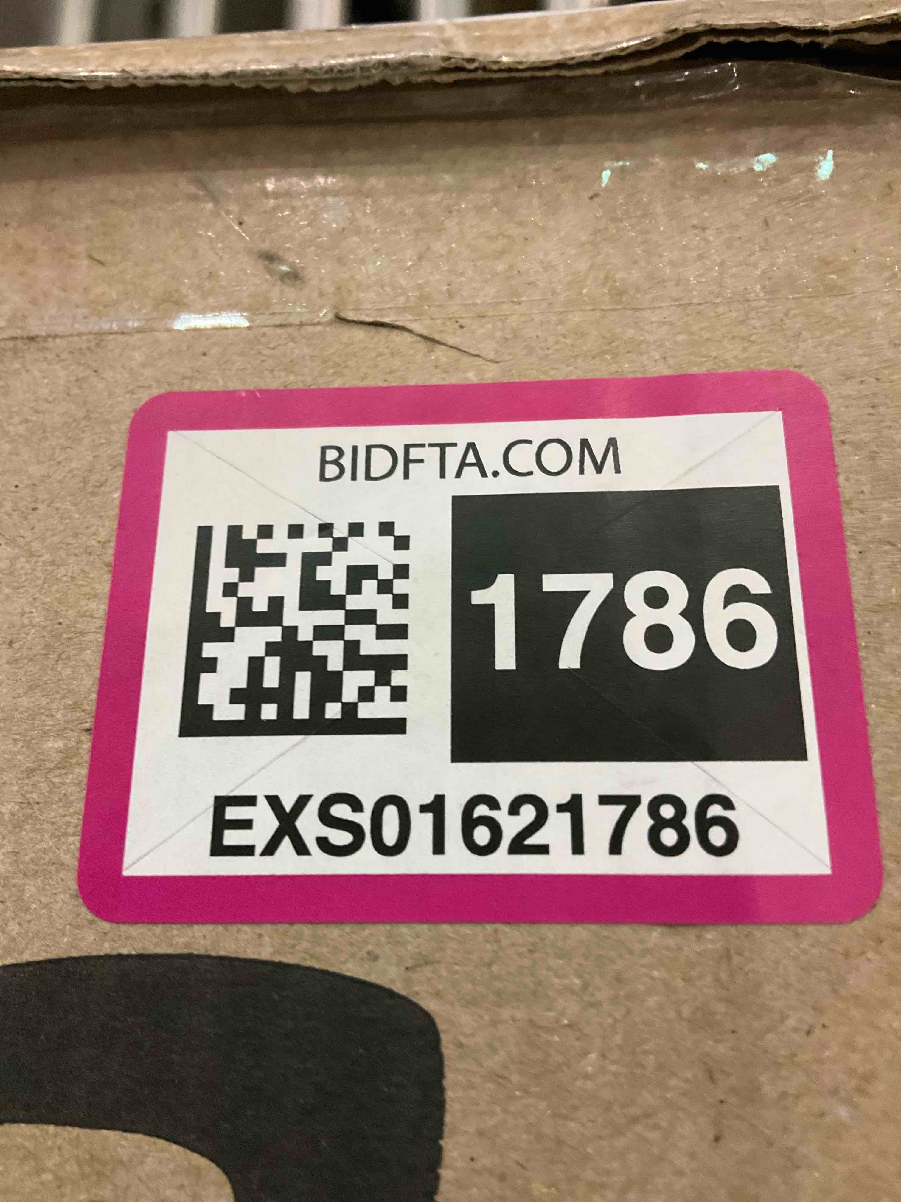 https://s3.amazonaws.com/lotting-images-prod/BargainHunt/EXS01621786_1723722835100.jpeg