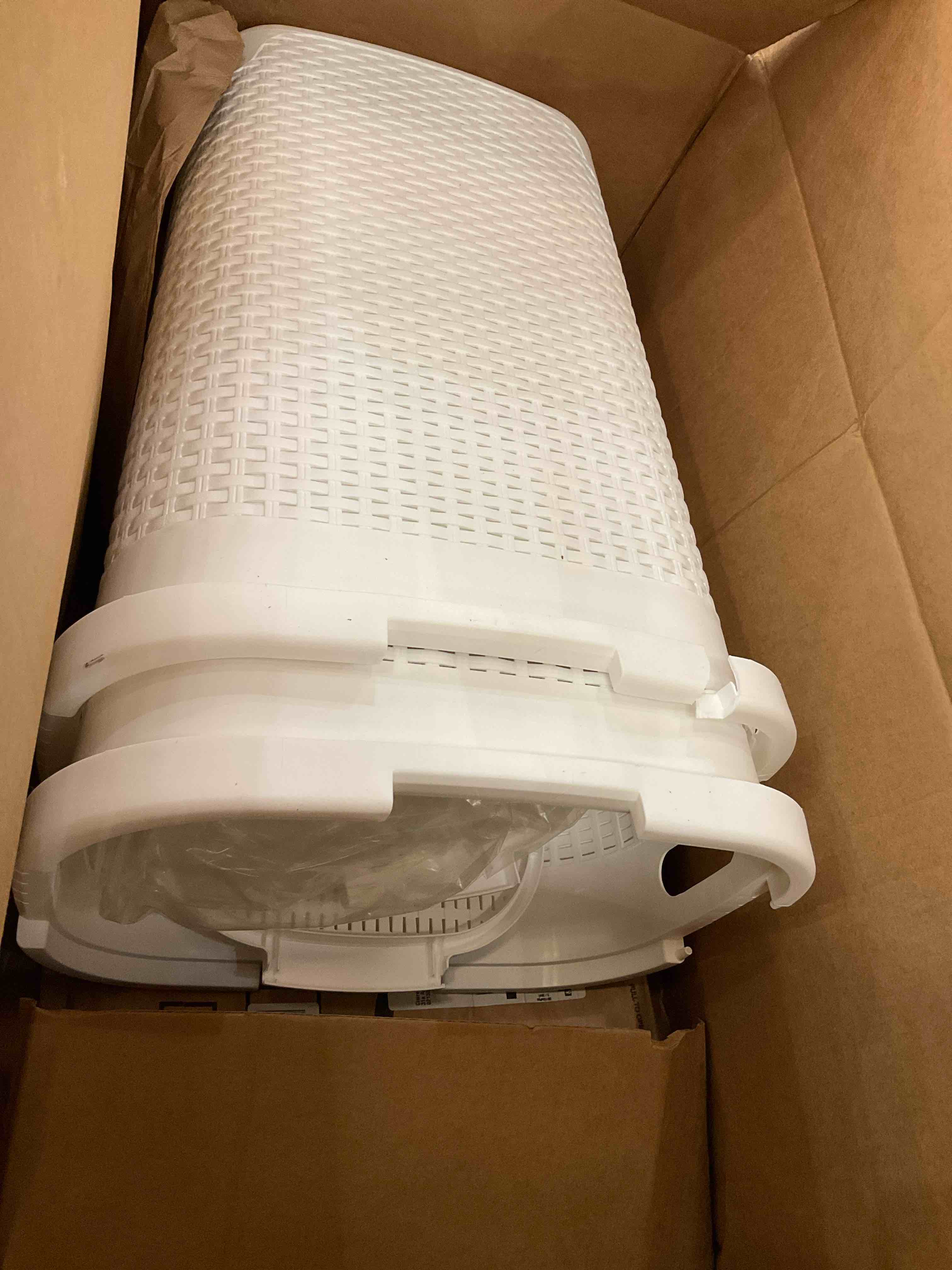 https://s3.amazonaws.com/lotting-images-prod/BargainHunt/EXS01622088_1723223791608.jpeg