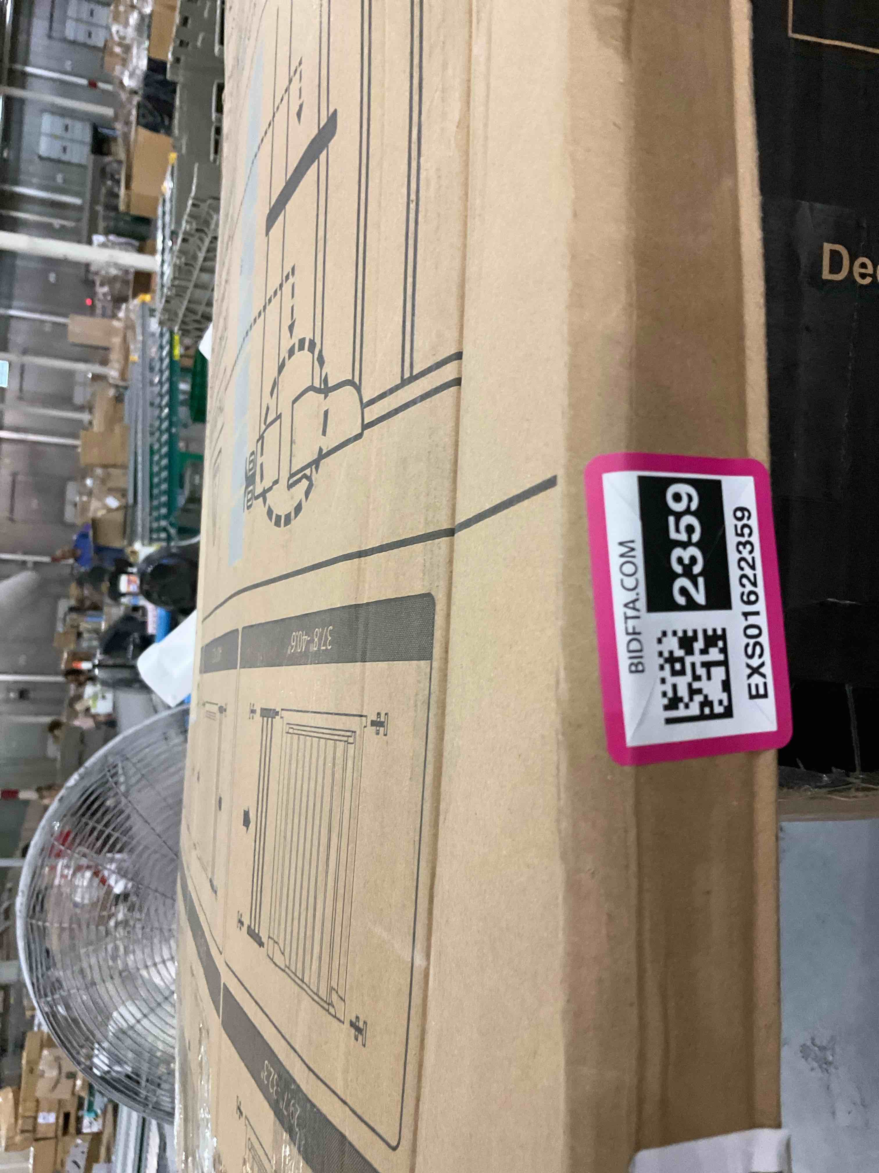 https://s3.amazonaws.com/lotting-images-prod/BargainHunt/EXS01622359_1724081663026.jpeg