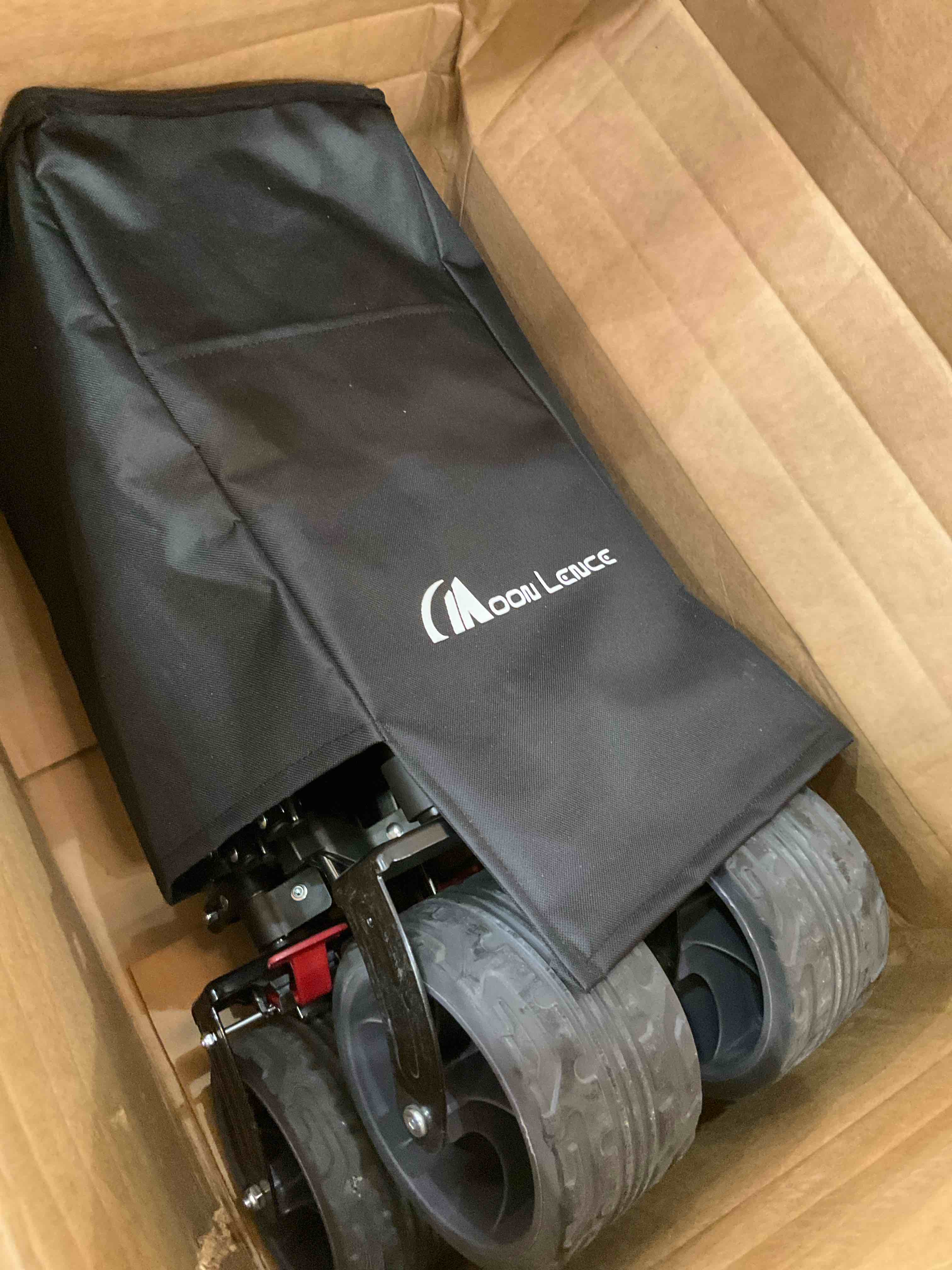 https://s3.amazonaws.com/lotting-images-prod/BargainHunt/EXS01622485_1724172259128.jpeg