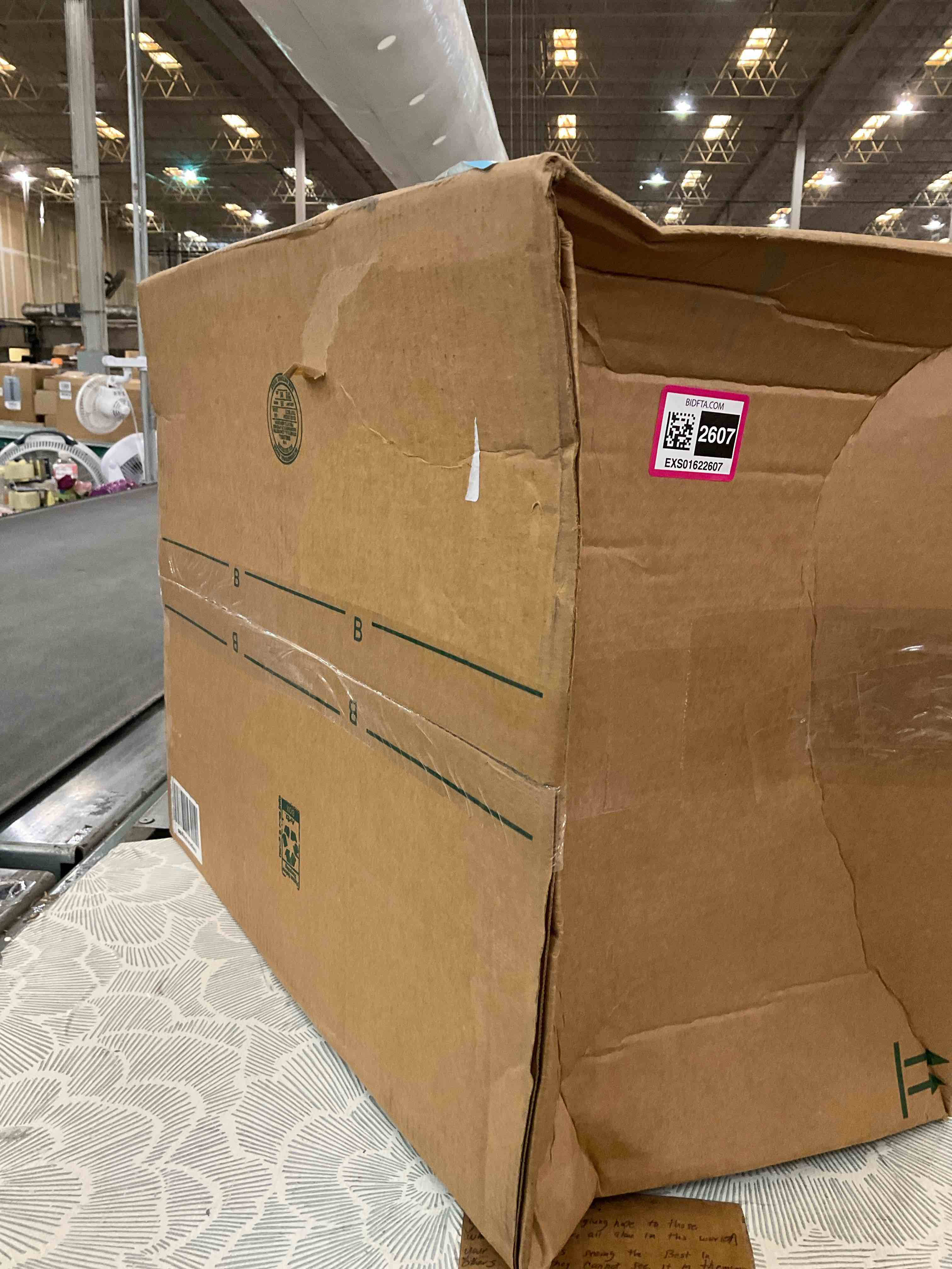 https://s3.amazonaws.com/lotting-images-prod/BargainHunt/EXS01622607_1724434007173.jpeg