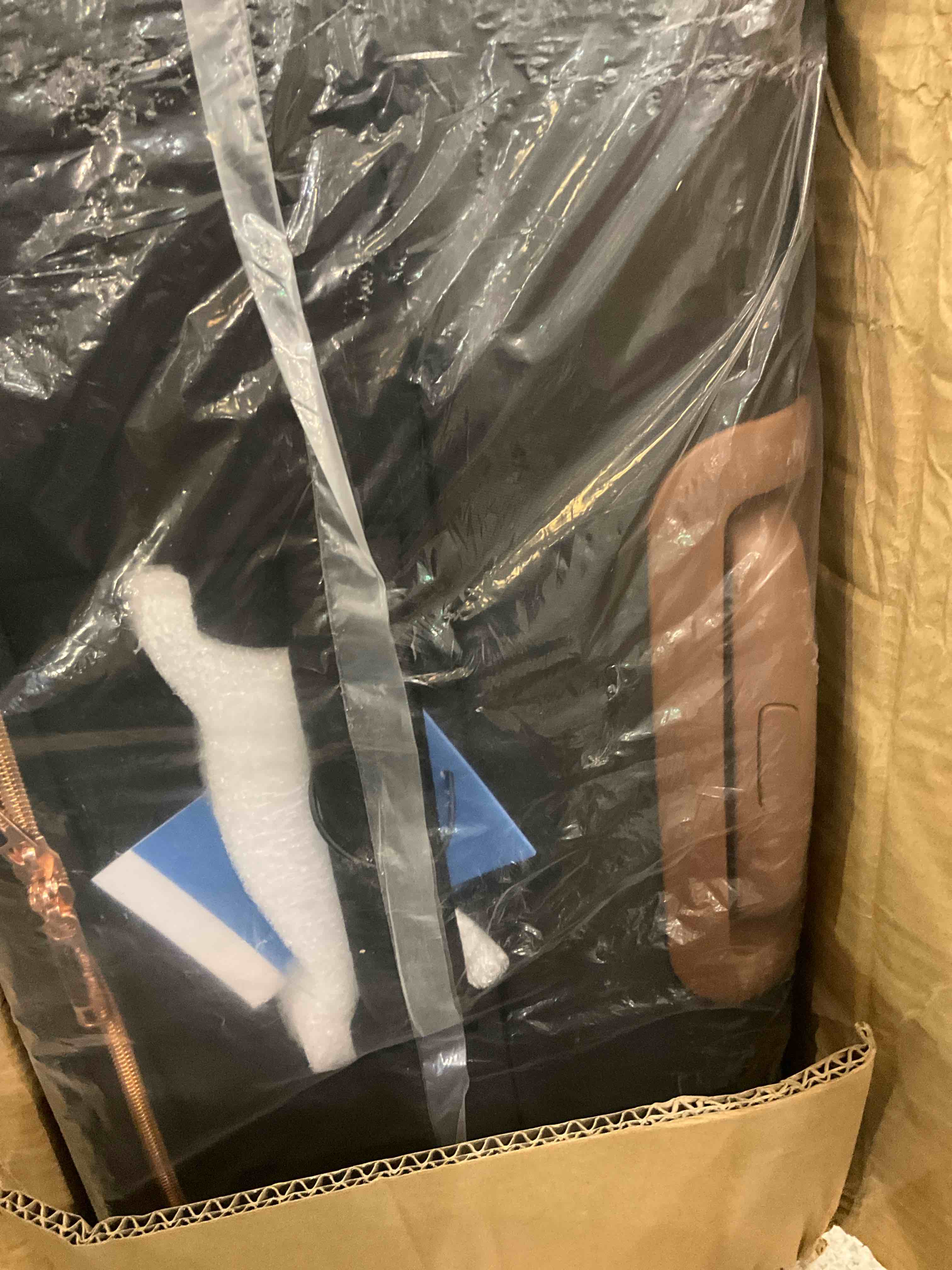 https://s3.amazonaws.com/lotting-images-prod/BargainHunt/EXS01623273_1724163603061.jpeg