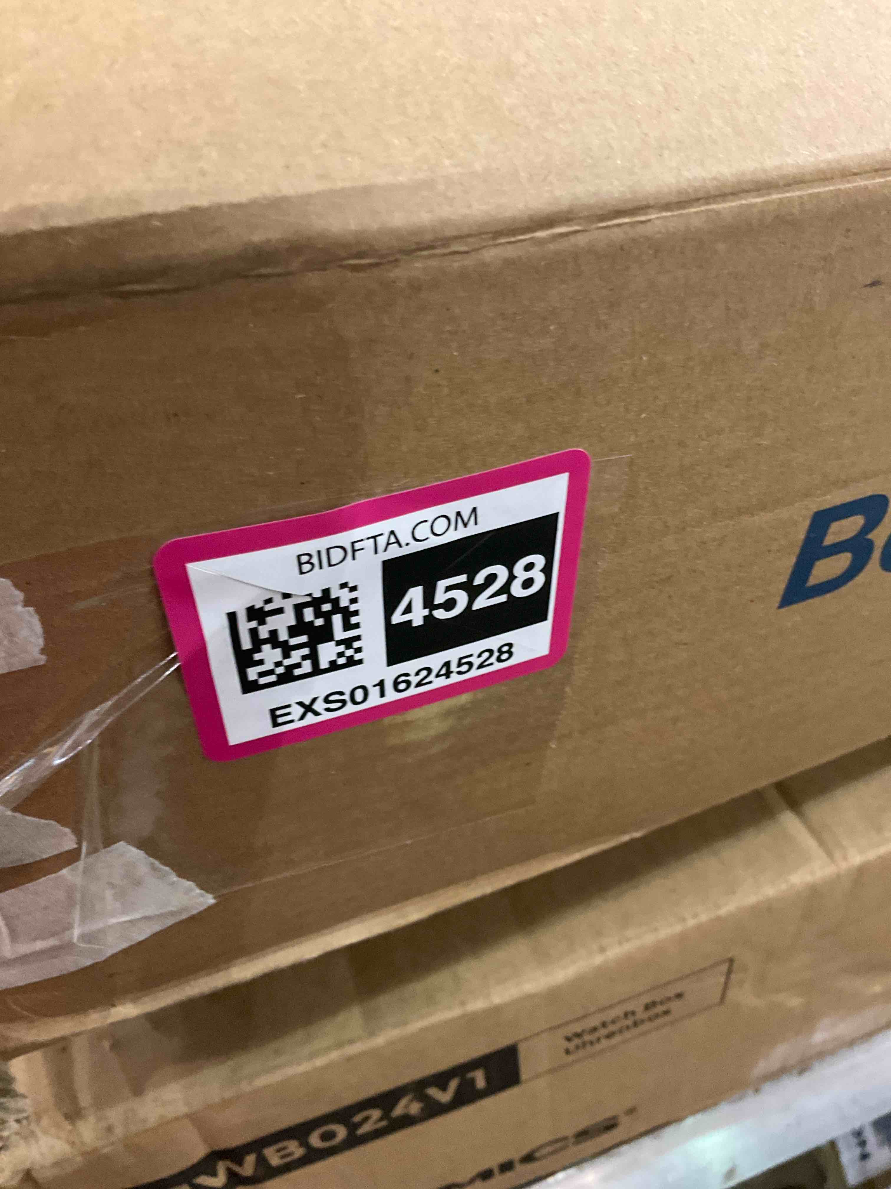 https://s3.amazonaws.com/lotting-images-prod/BargainHunt/EXS01624528_1722866894020.jpeg