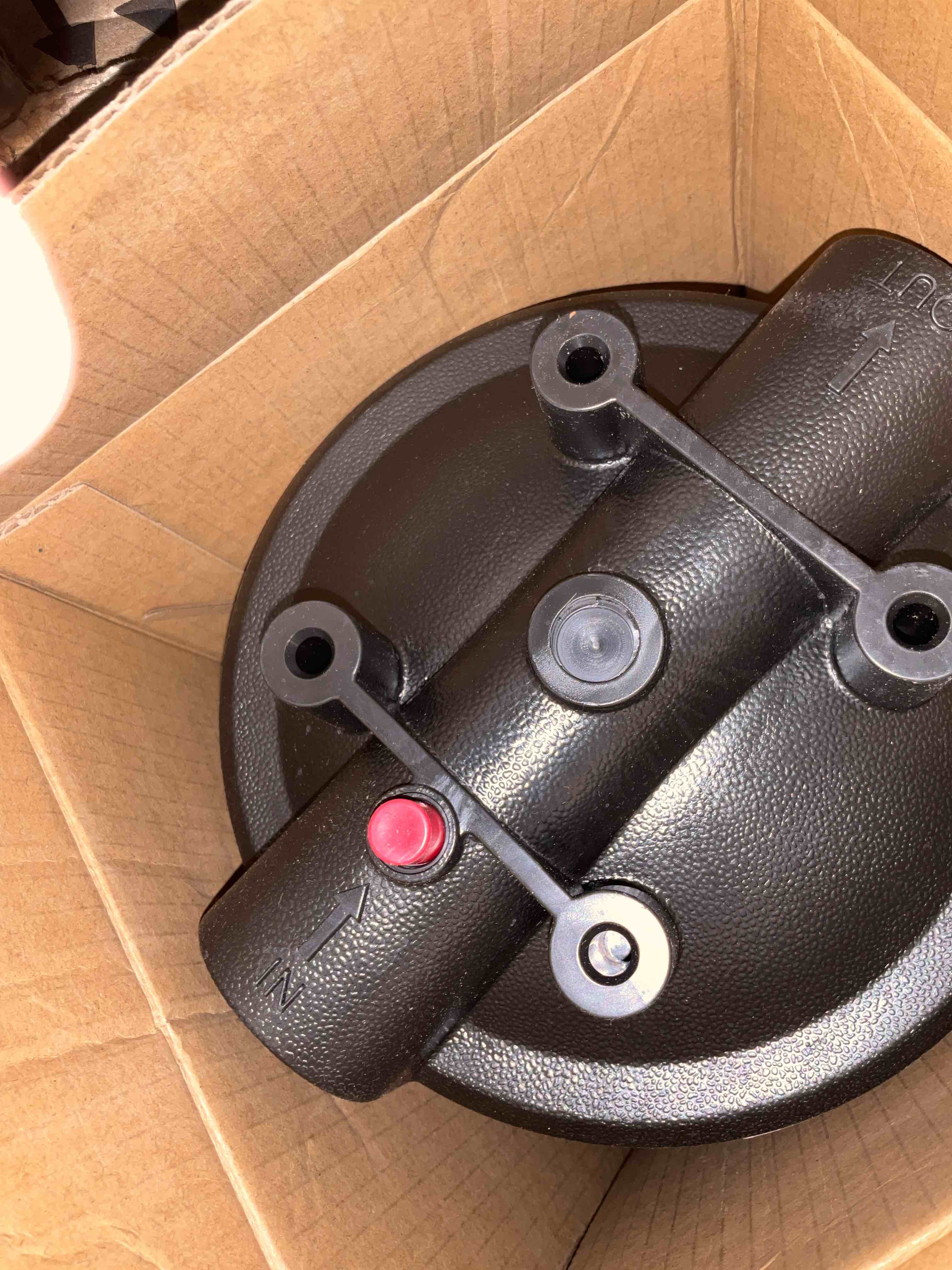 https://s3.amazonaws.com/lotting-images-prod/BargainHunt/EXS01624672_1722964025385.jpeg