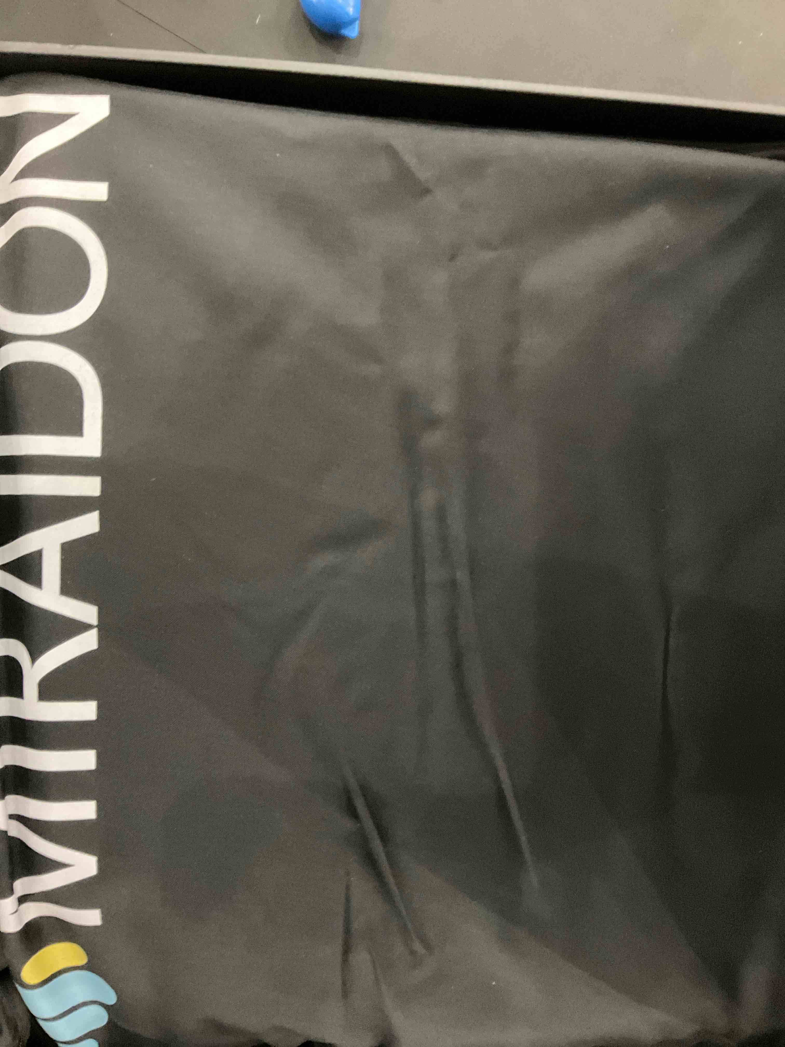 https://s3.amazonaws.com/lotting-images-prod/BargainHunt/EXS01624805_1723044384621.jpeg