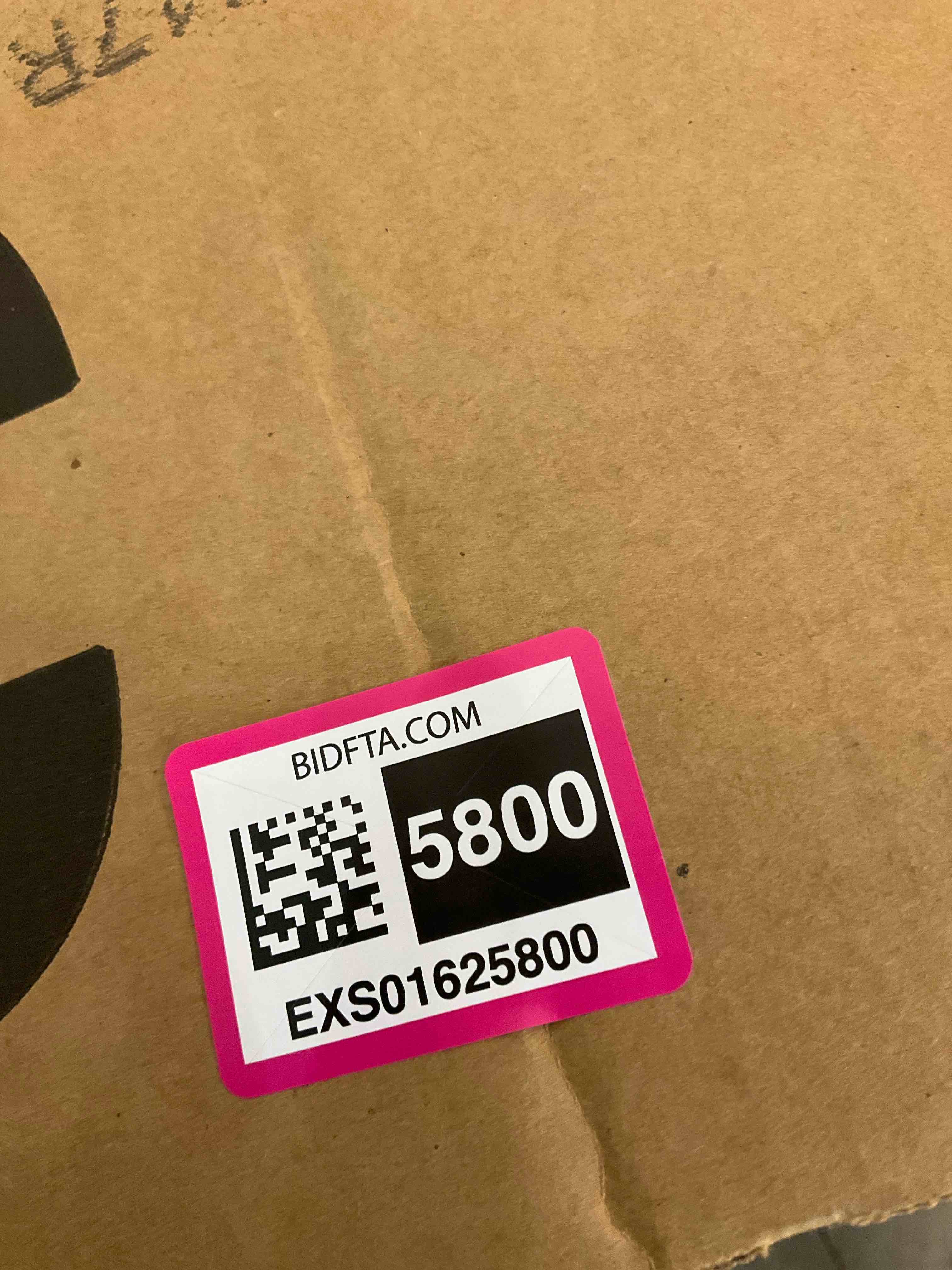 https://s3.amazonaws.com/lotting-images-prod/BargainHunt/EXS01625800_1722959040344.jpeg