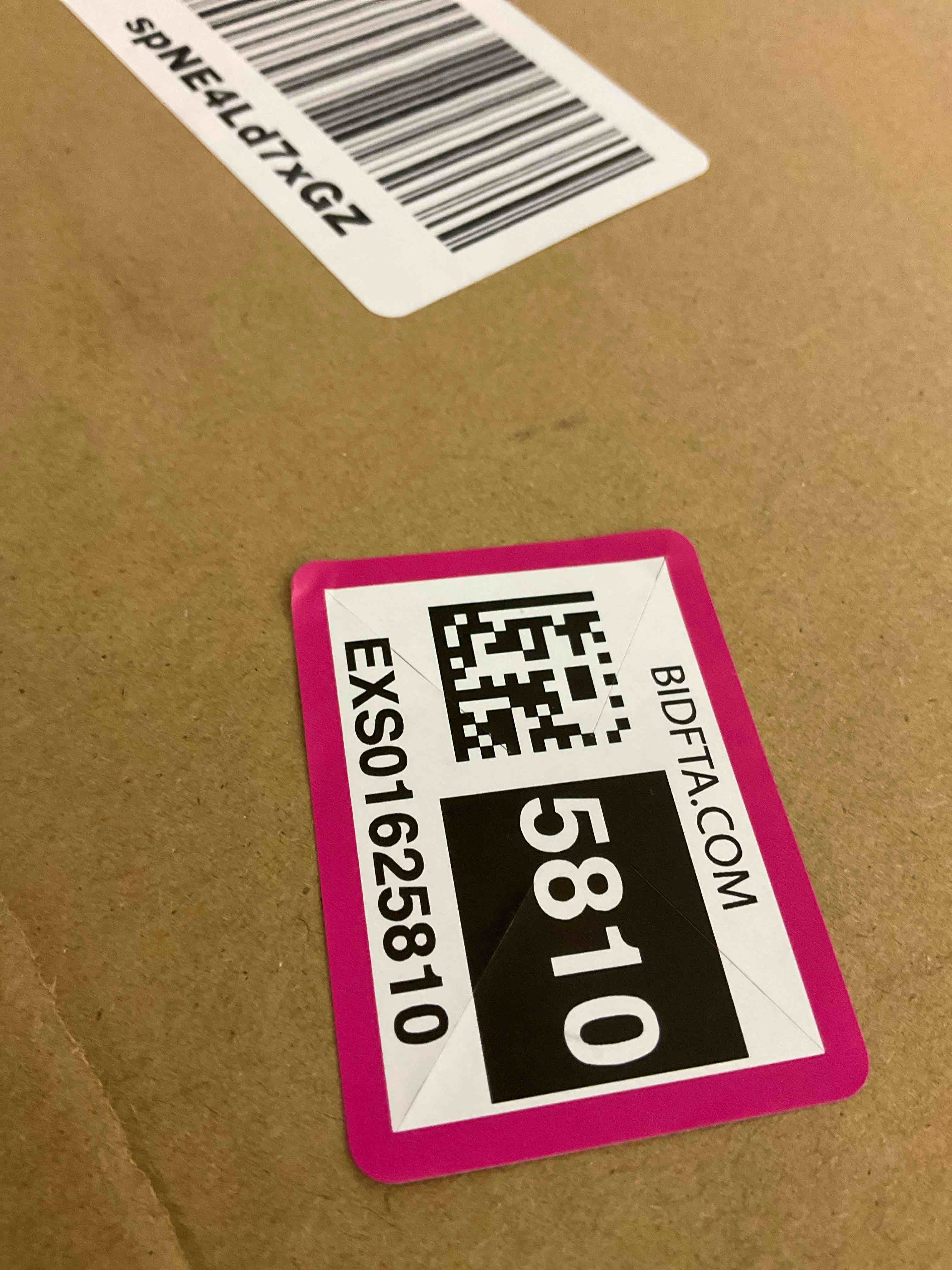 https://s3.amazonaws.com/lotting-images-prod/BargainHunt/EXS01625810_1722963677338.jpeg