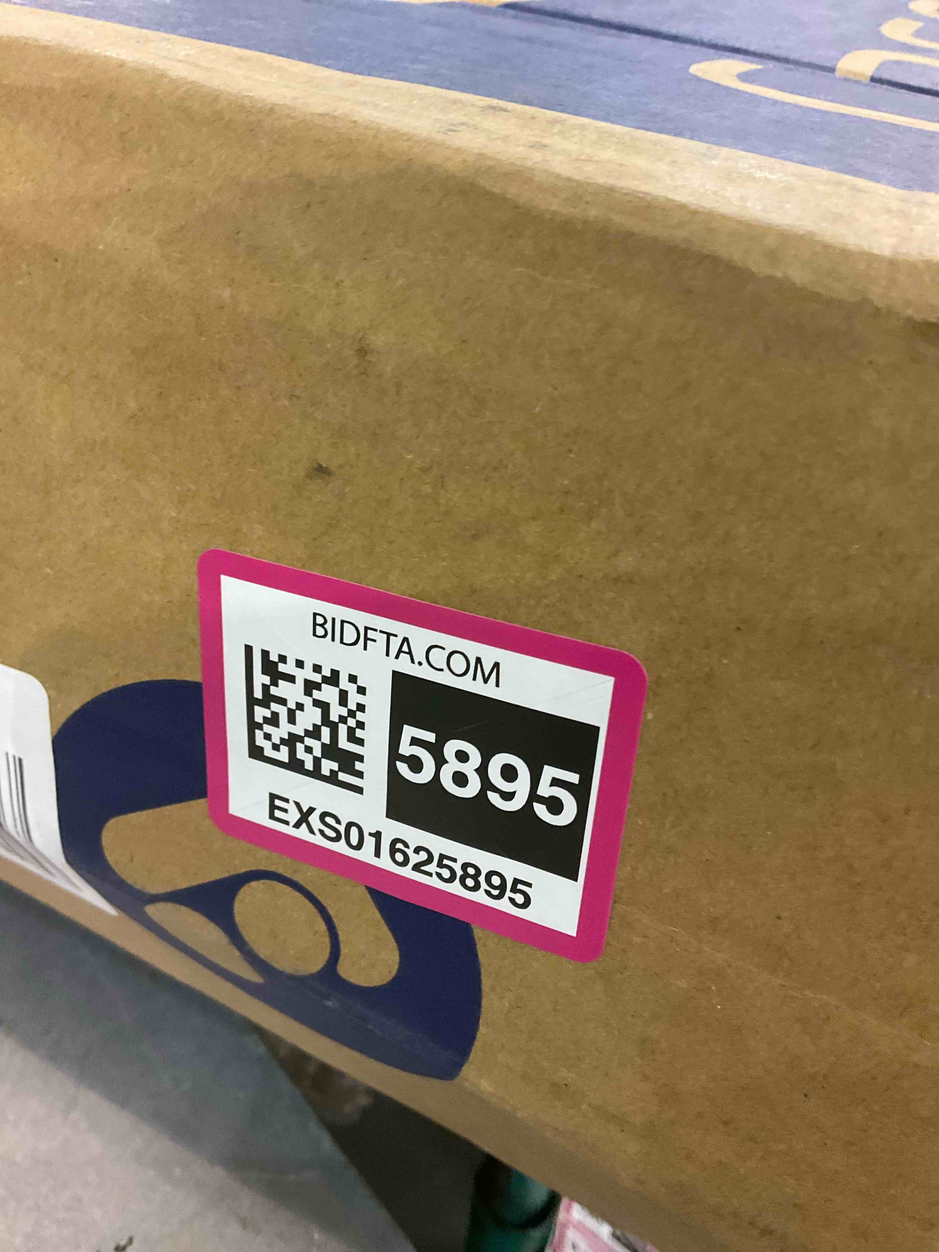 https://s3.amazonaws.com/lotting-images-prod/BargainHunt/EXS01625895_1723037498891.jpeg