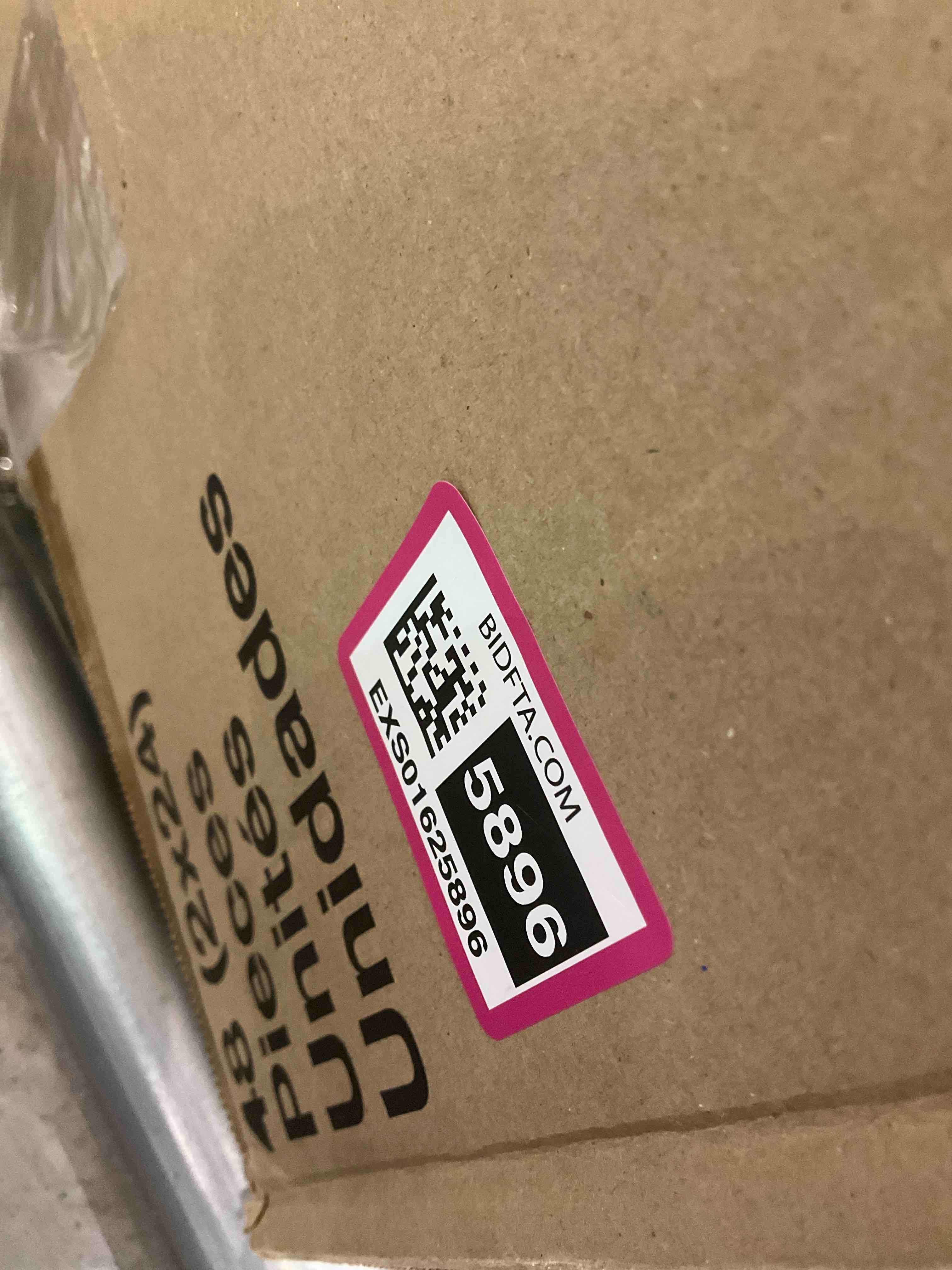 https://s3.amazonaws.com/lotting-images-prod/BargainHunt/EXS01625896_1723037607013.jpeg